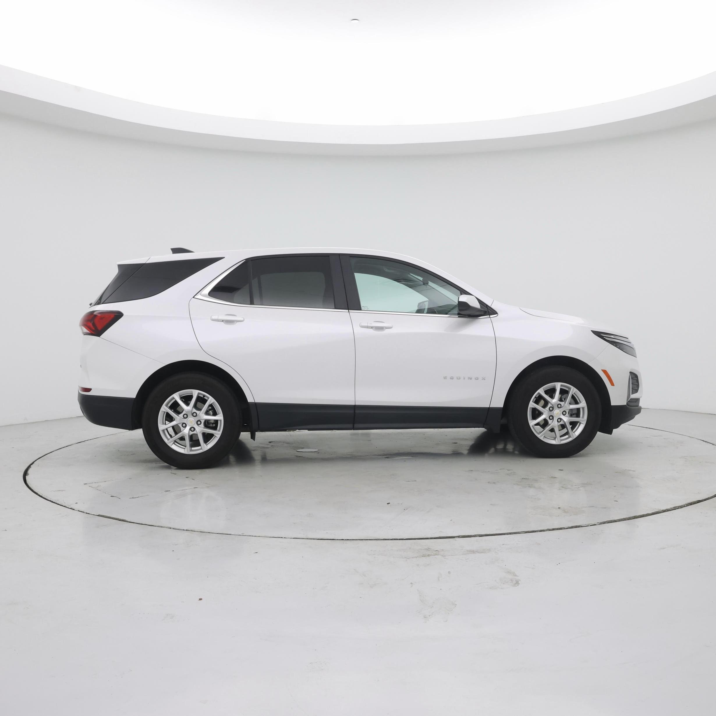 Thumbnail: 2022 Chevrolet Equinox - 7