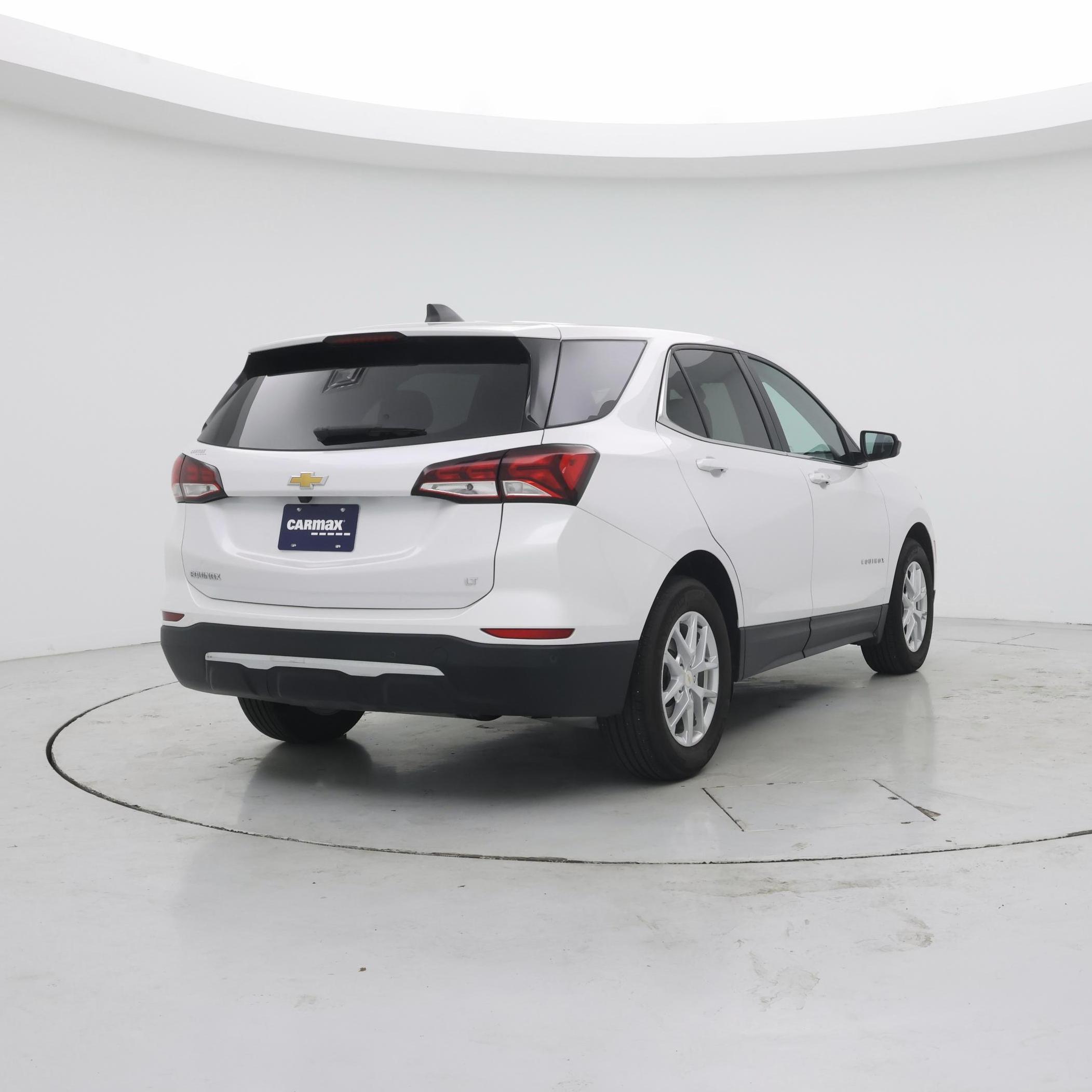 Thumbnail: 2022 Chevrolet Equinox - 8