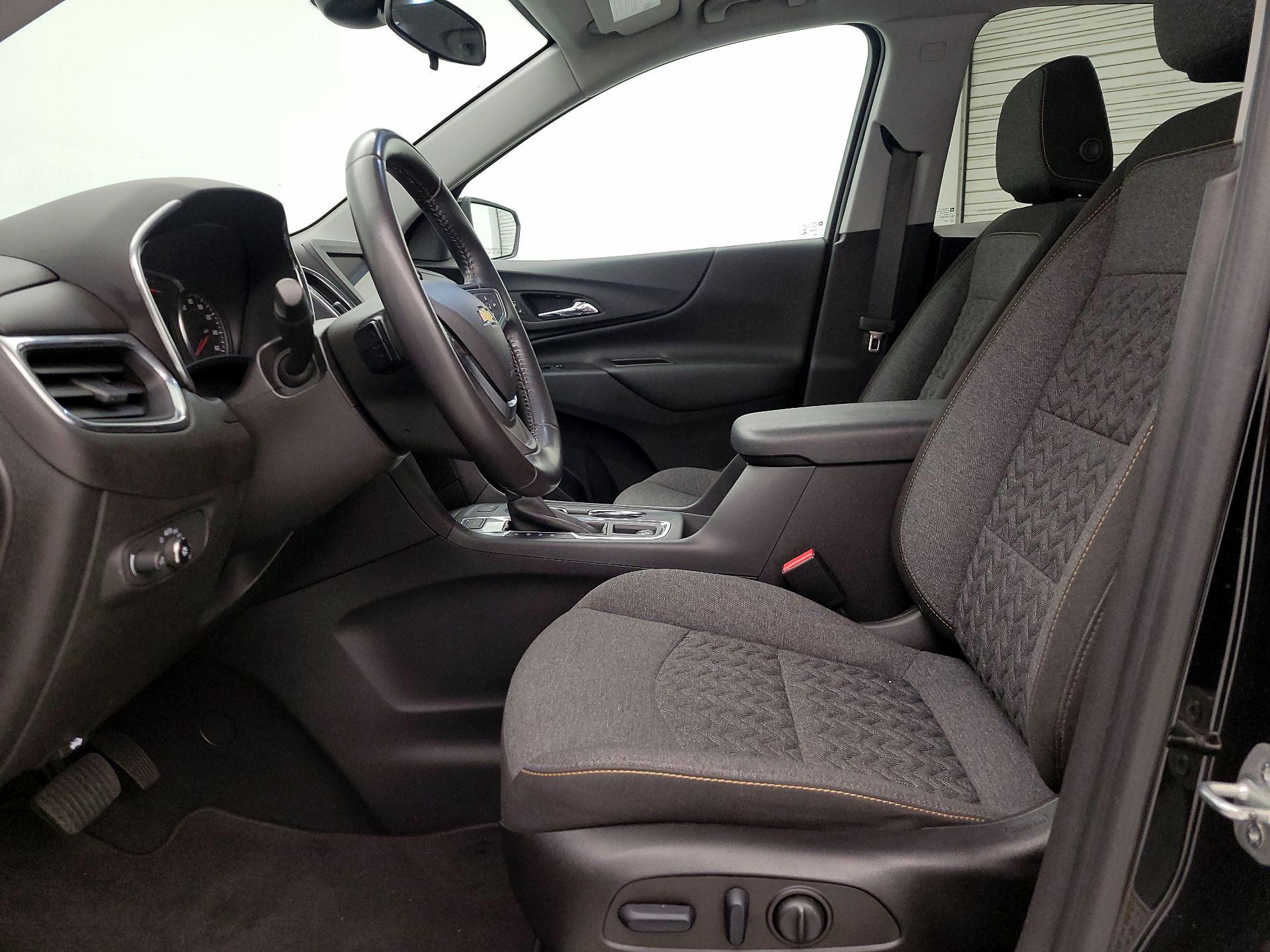 Thumbnail: 2022 Chevrolet Equinox - 11