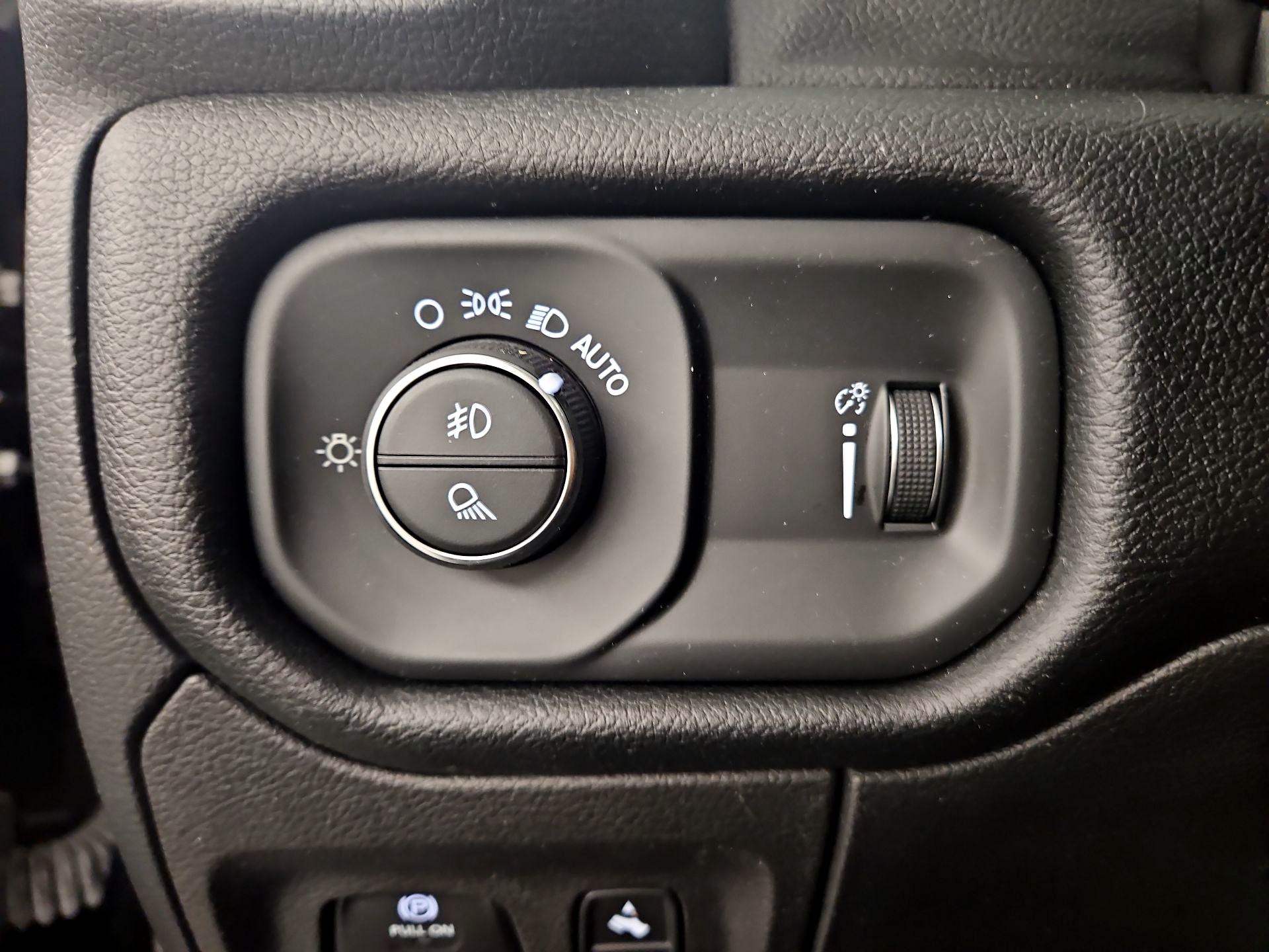 Thumbnail: 2022 RAM 1500 - 13