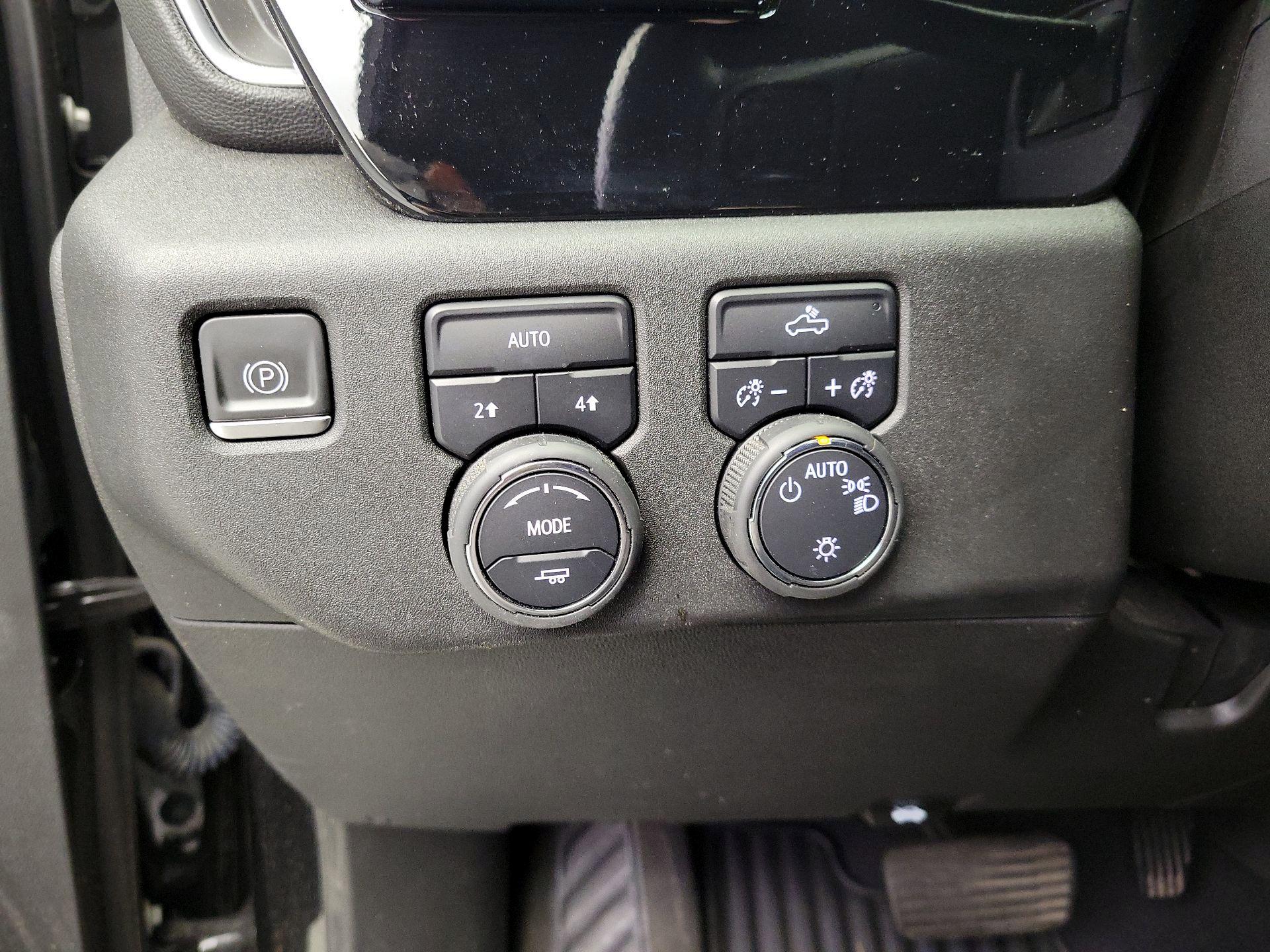 Thumbnail: 2023 Chevrolet Silverado 1500 - 13