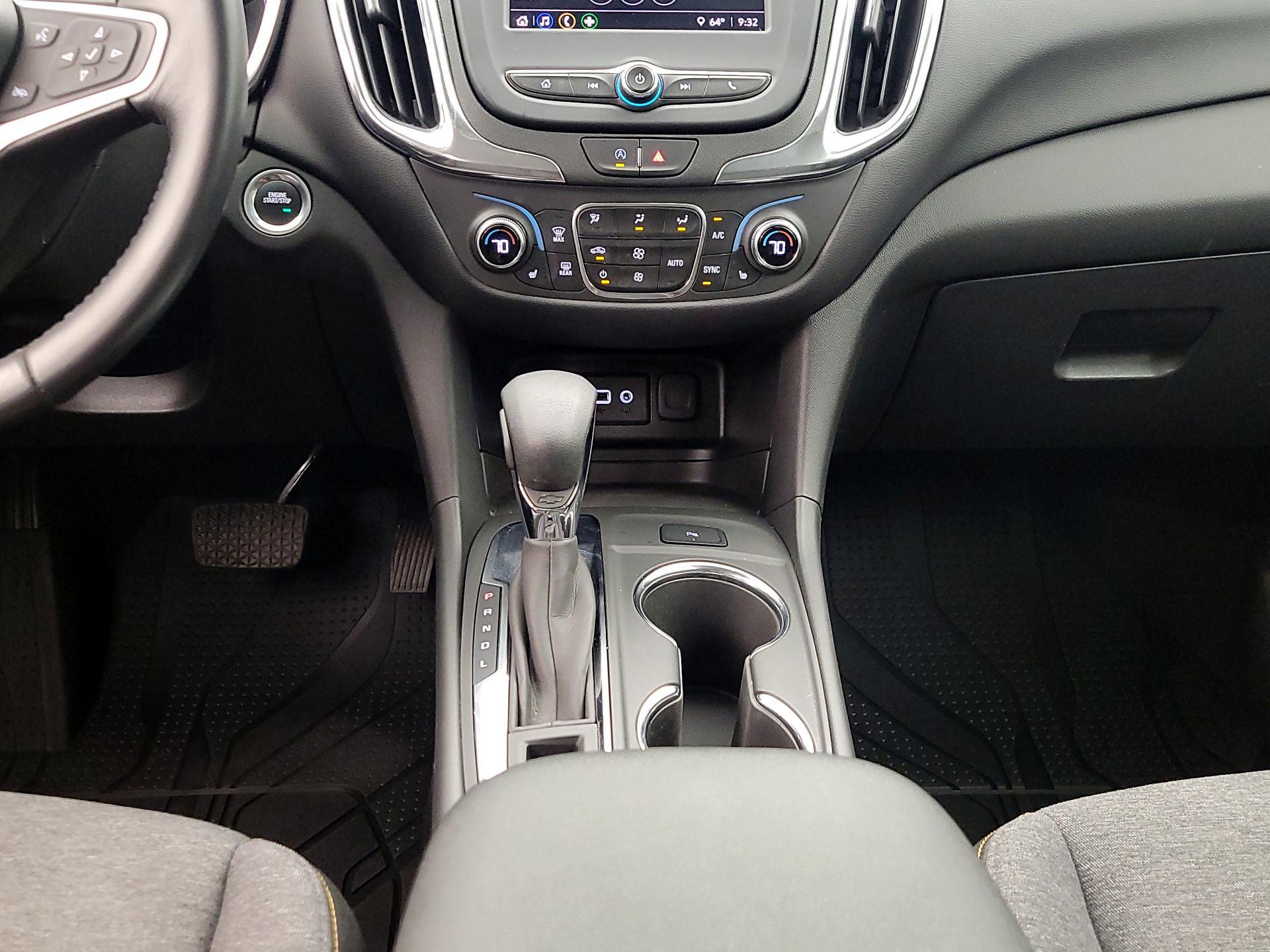 Thumbnail: 2022 Chevrolet Equinox - 17