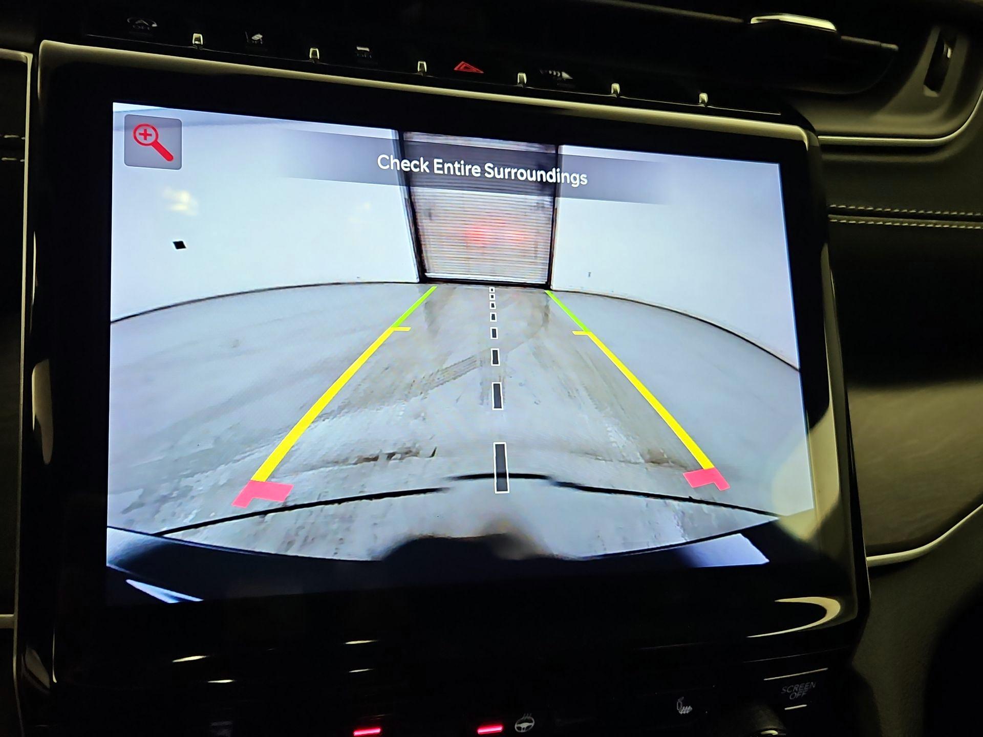 Thumbnail: 2023 Jeep Grand Cherokee - 15