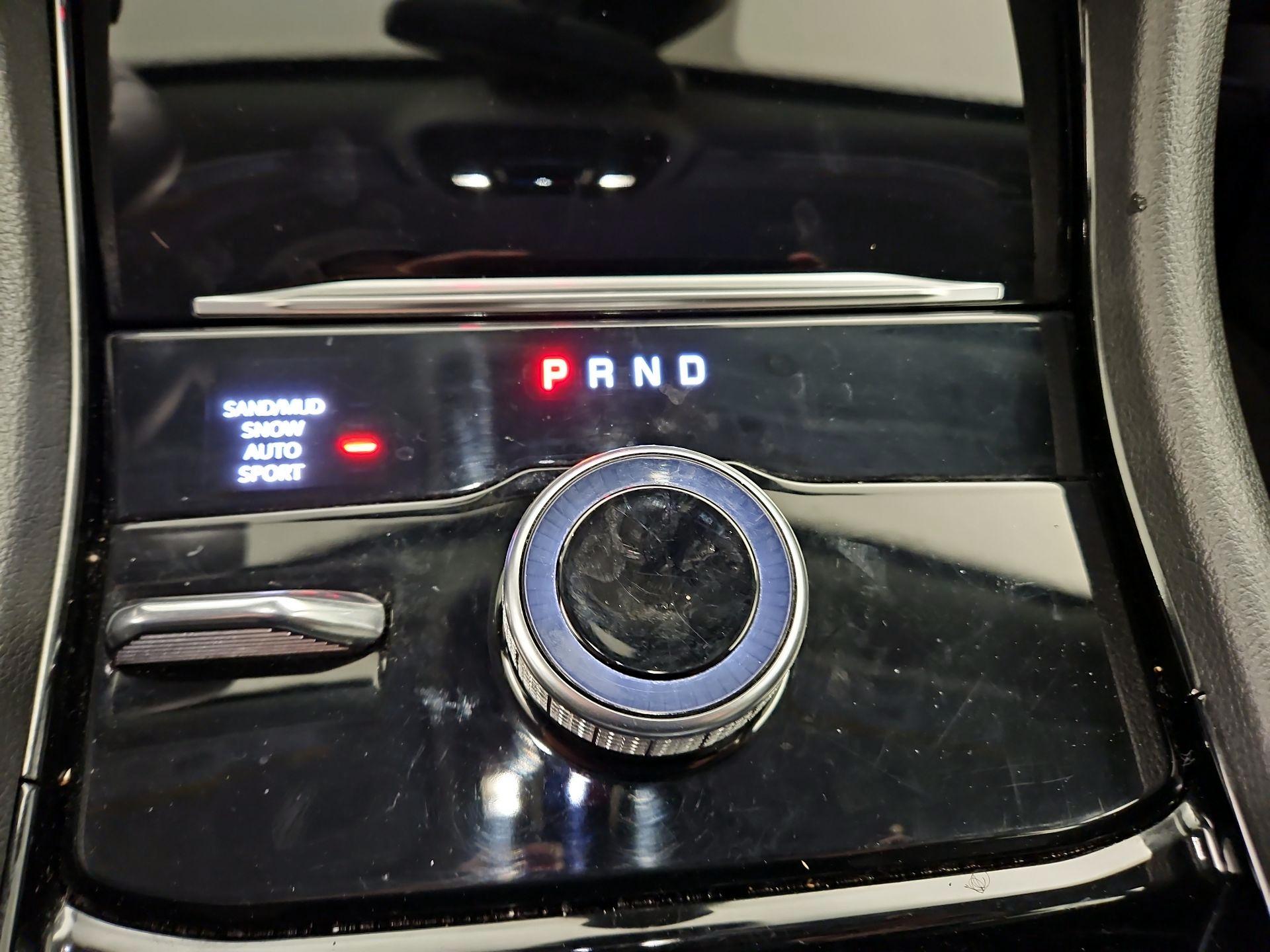 Thumbnail: 2023 Jeep Grand Cherokee - 18