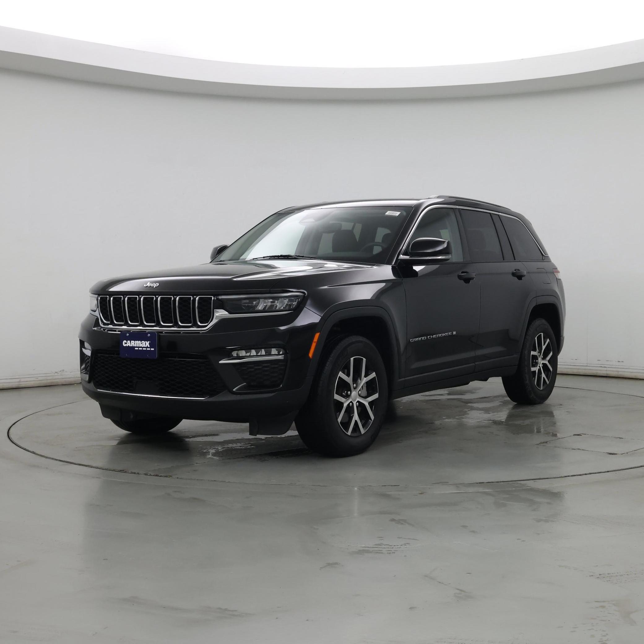 Thumbnail: 2023 Jeep Grand Cherokee - 4