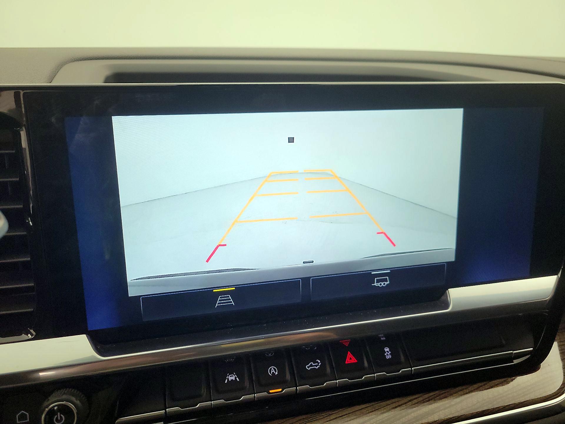 Thumbnail: 2022 Chevrolet Silverado 1500 - 14