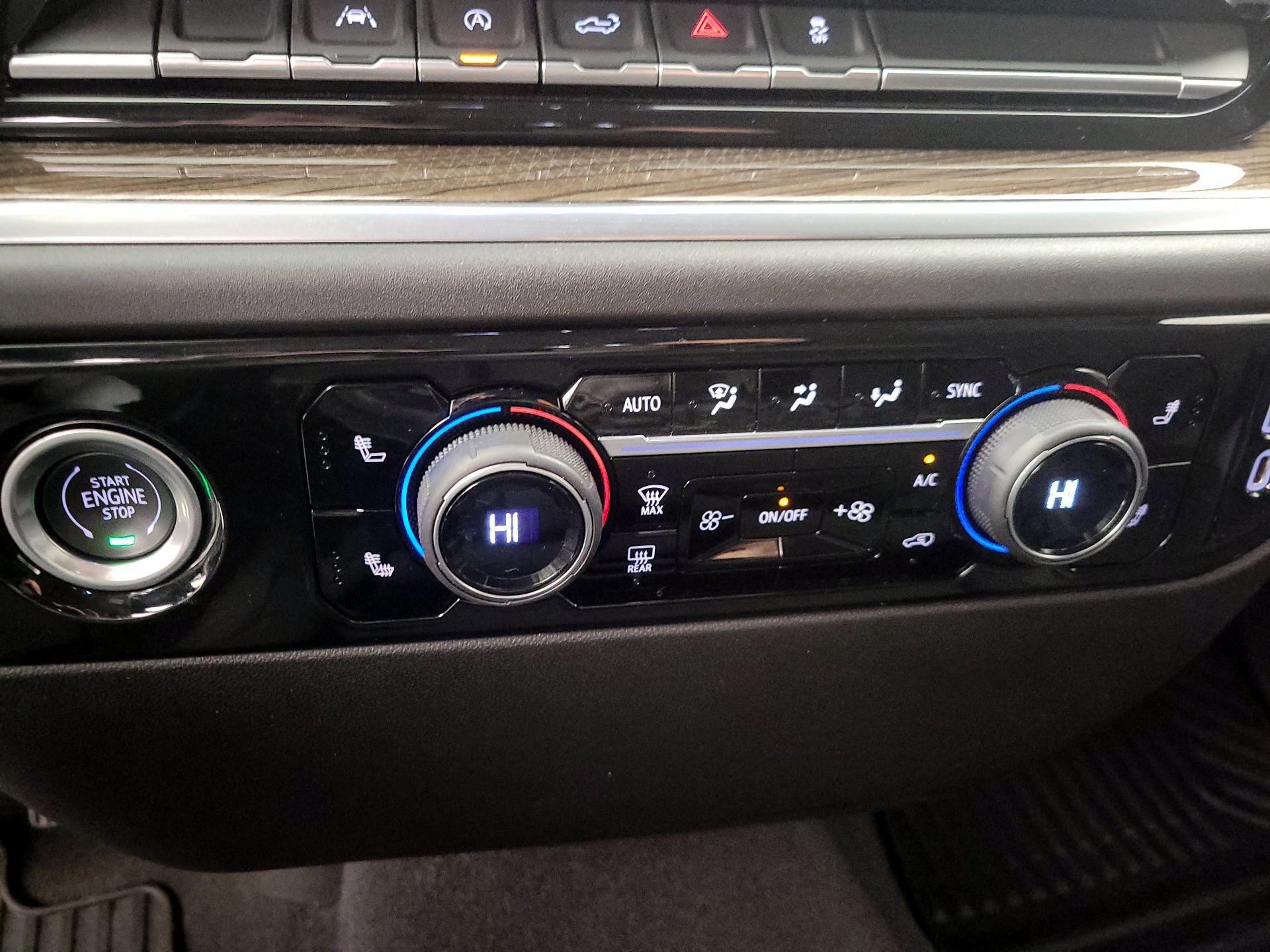 Thumbnail: 2022 Chevrolet Silverado 1500 - 16