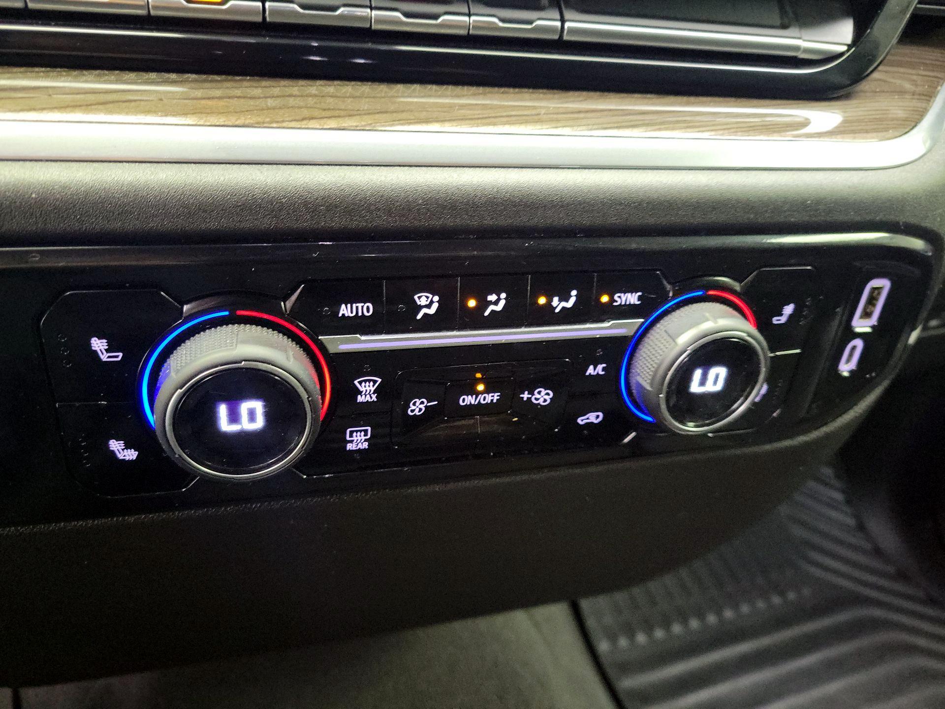 Thumbnail: 2022 Chevrolet Silverado 1500 - 16