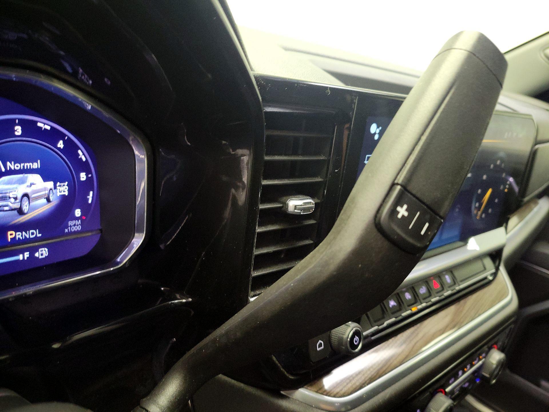 Thumbnail: 2022 Chevrolet Silverado 1500 - 17