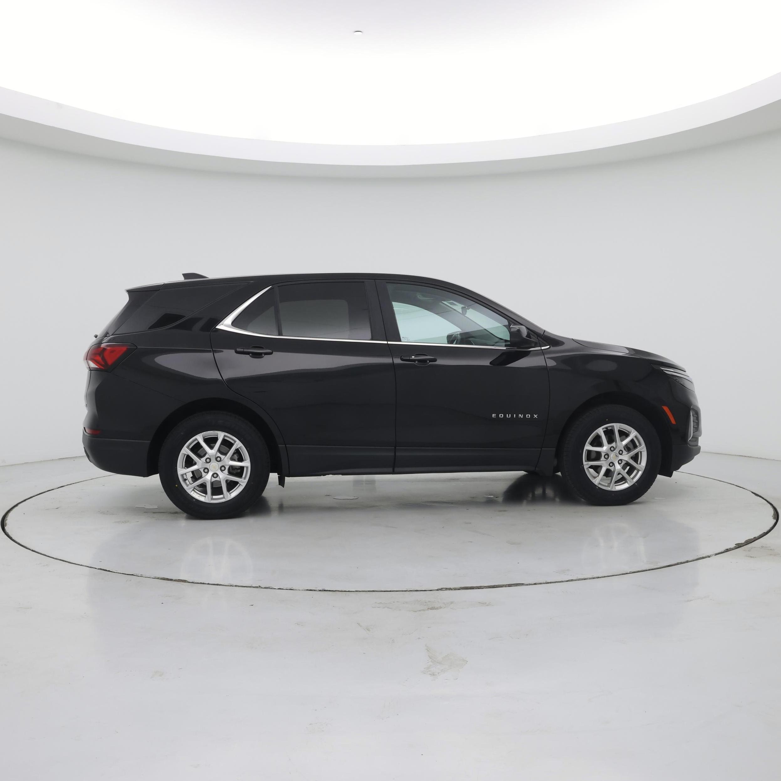 Thumbnail: 2022 Chevrolet Equinox - 7
