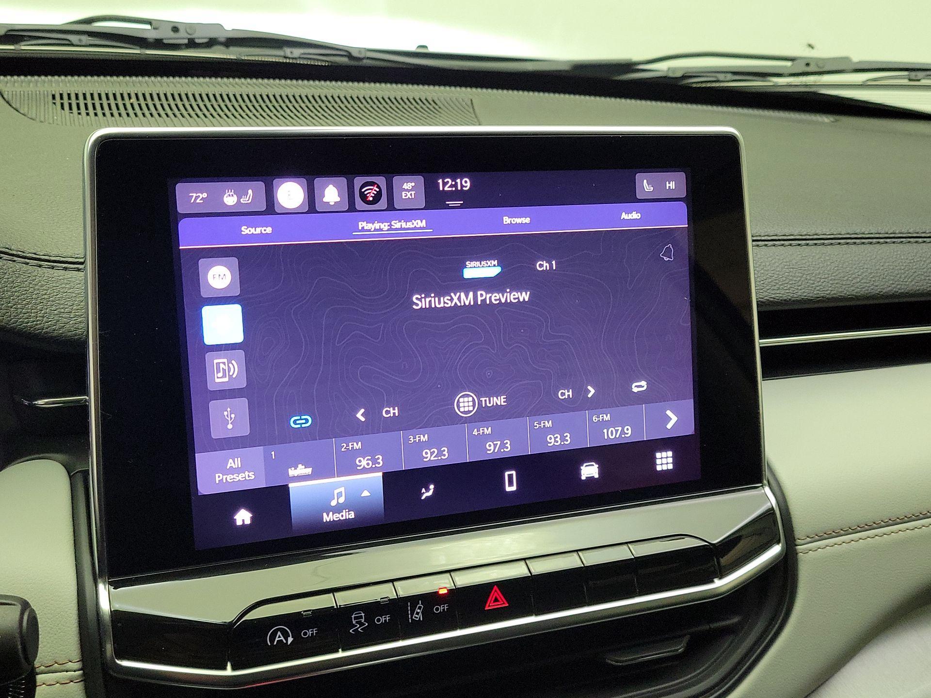 Thumbnail: 2022 Jeep Compass - 15