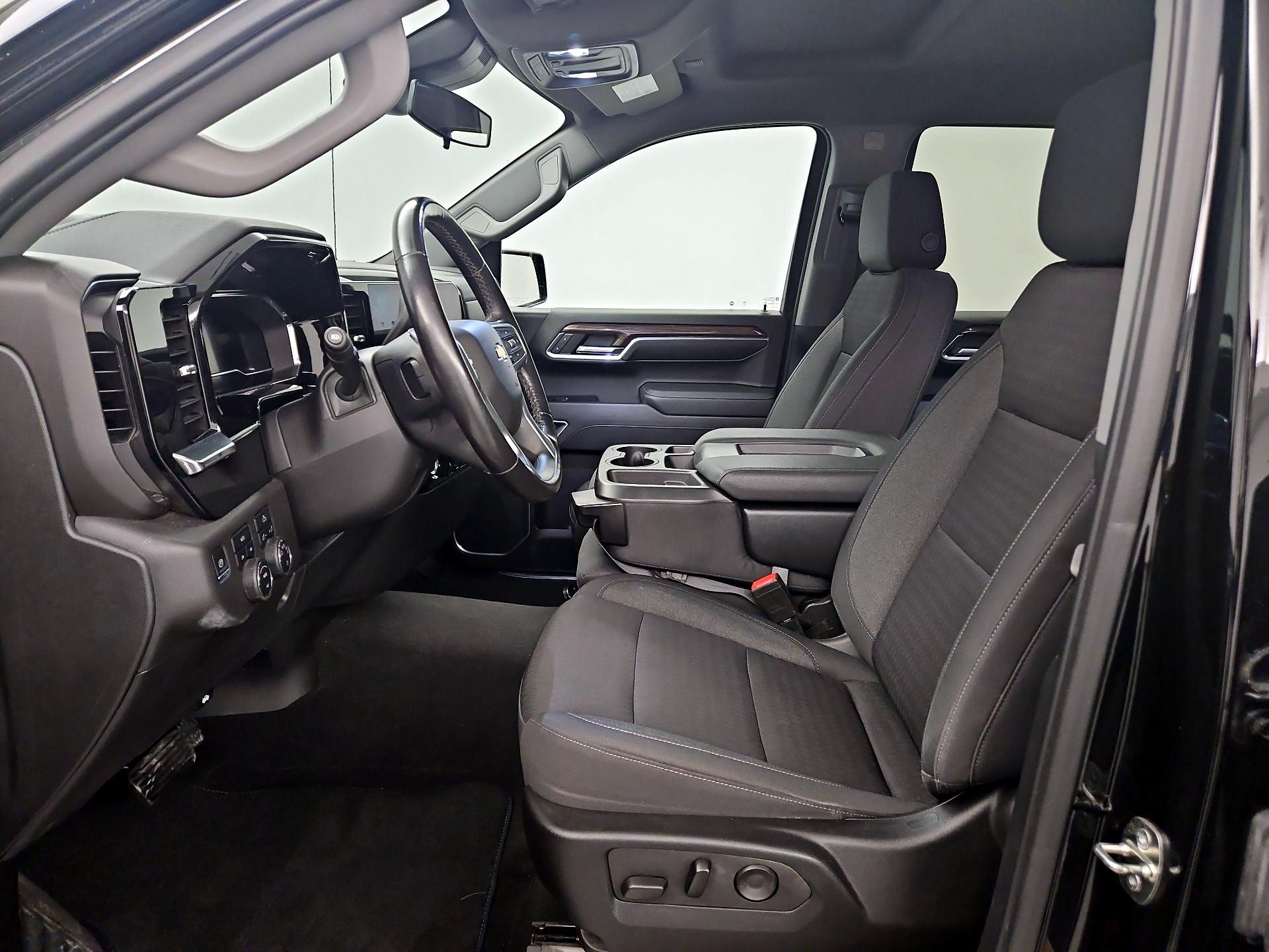 Thumbnail: 2022 Chevrolet Silverado 1500 - 11