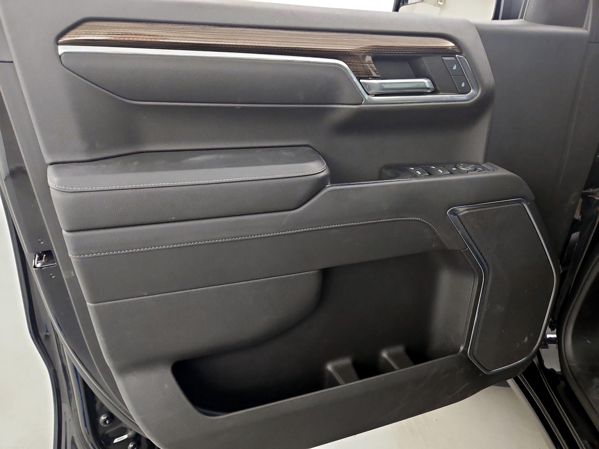 Thumbnail: 2022 Chevrolet Silverado 1500 - 12