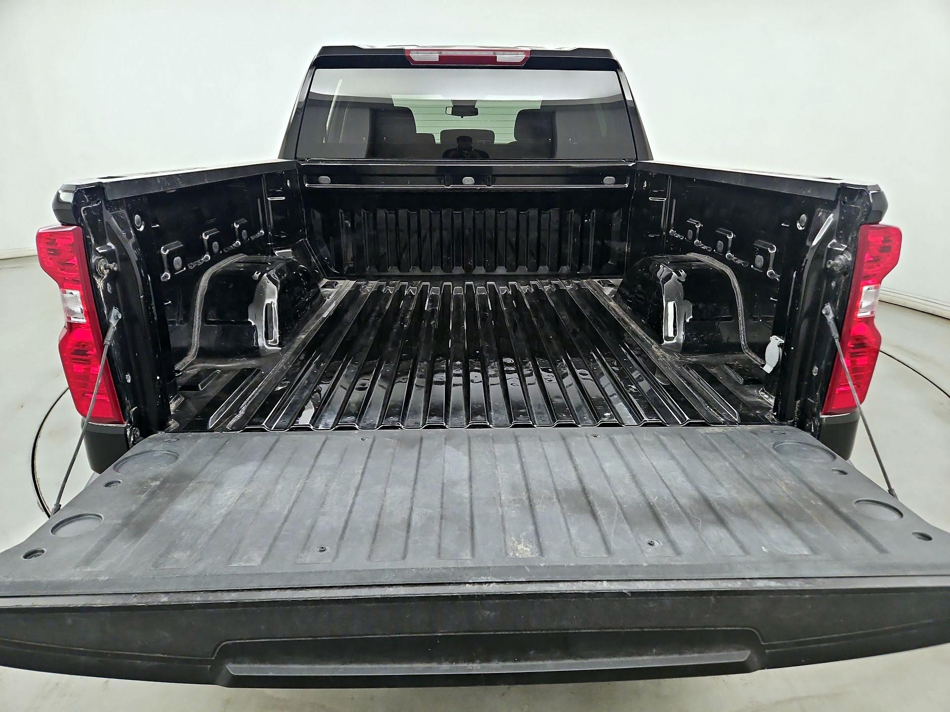 Thumbnail: 2022 Chevrolet Silverado 1500 - 20