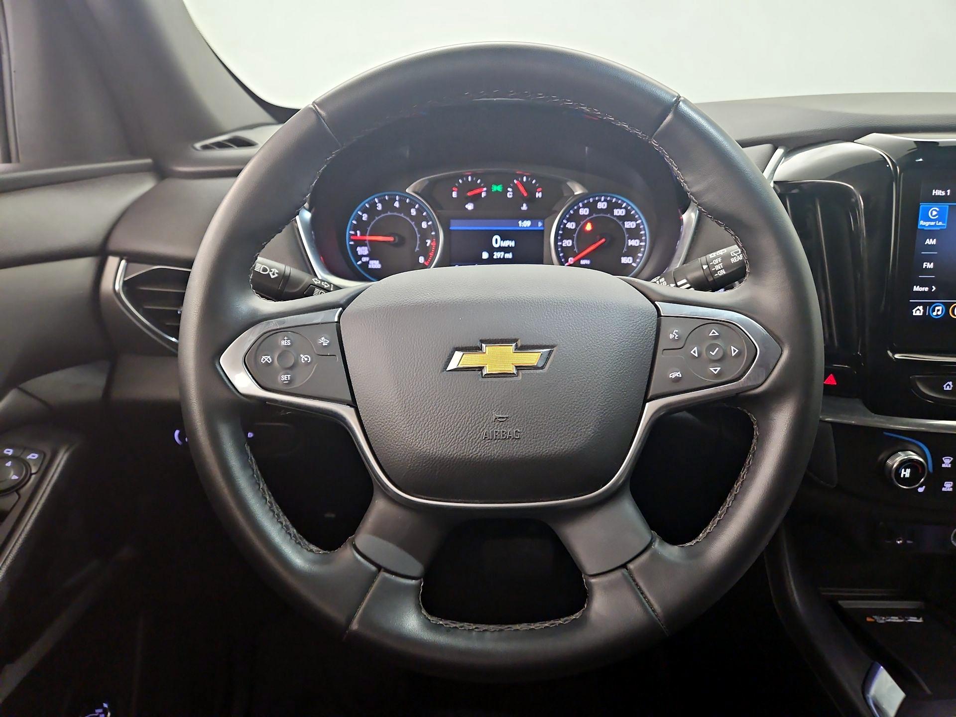 Thumbnail: 2023 Chevrolet Traverse - 10