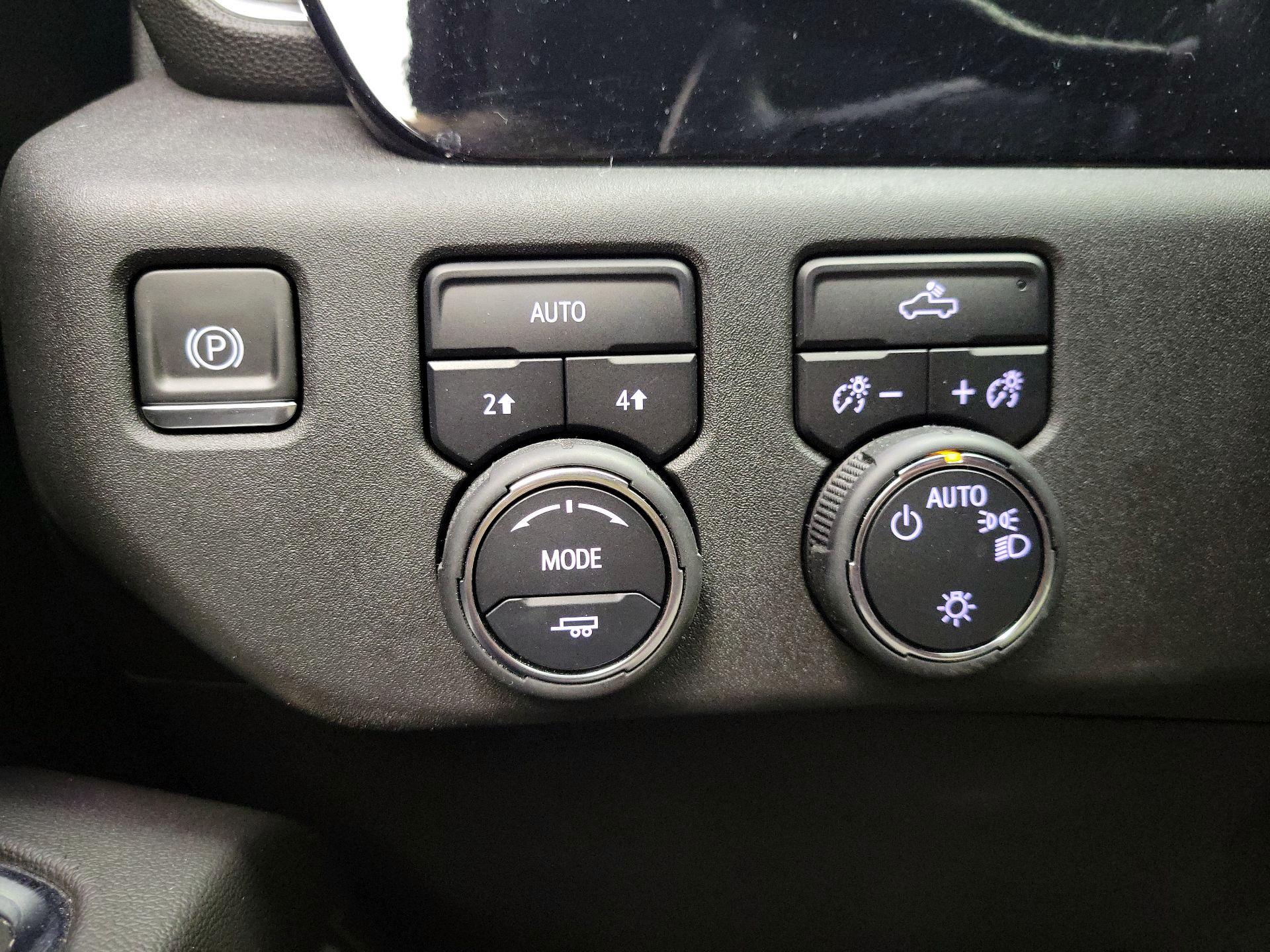 Thumbnail: 2022 Chevrolet Silverado 1500 - 11