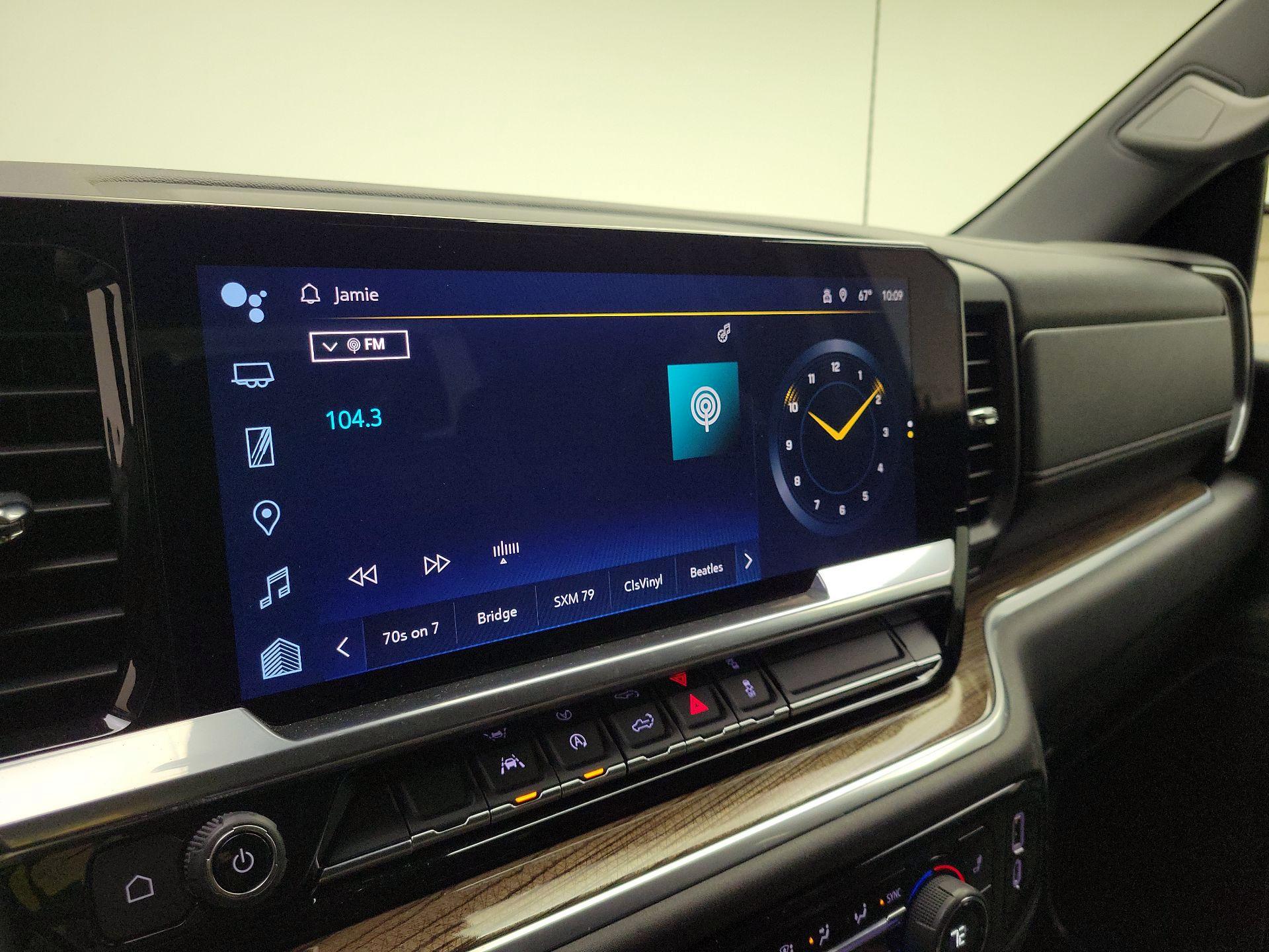 Thumbnail: 2022 Chevrolet Silverado 1500 - 13