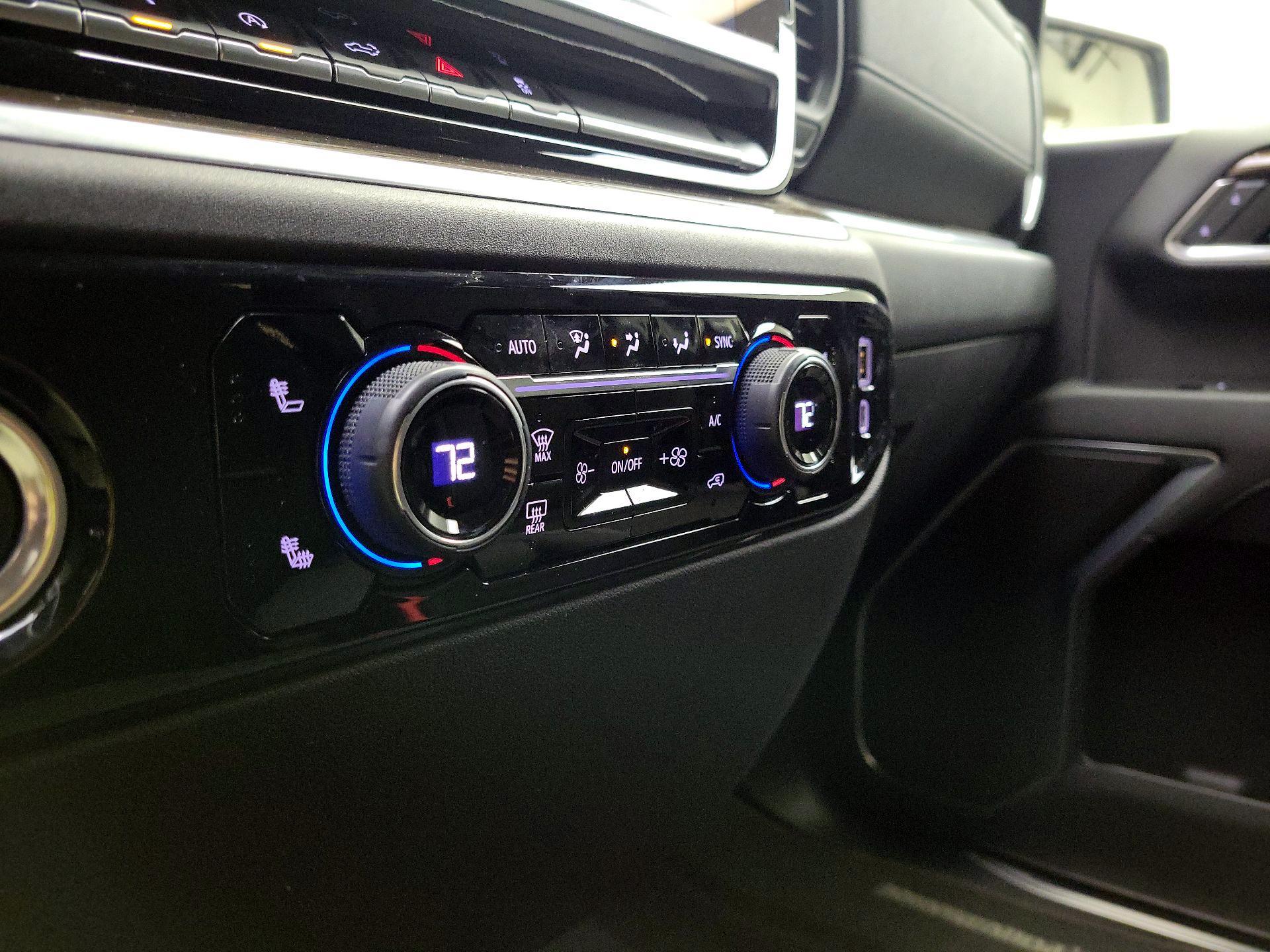 Thumbnail: 2022 Chevrolet Silverado 1500 - 14