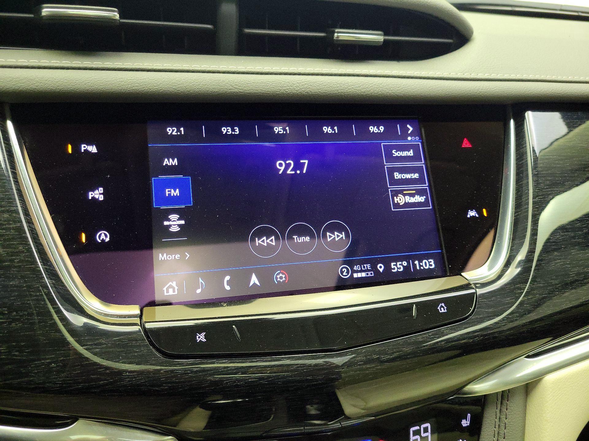 Thumbnail: 2023 Cadillac XT6 - 16