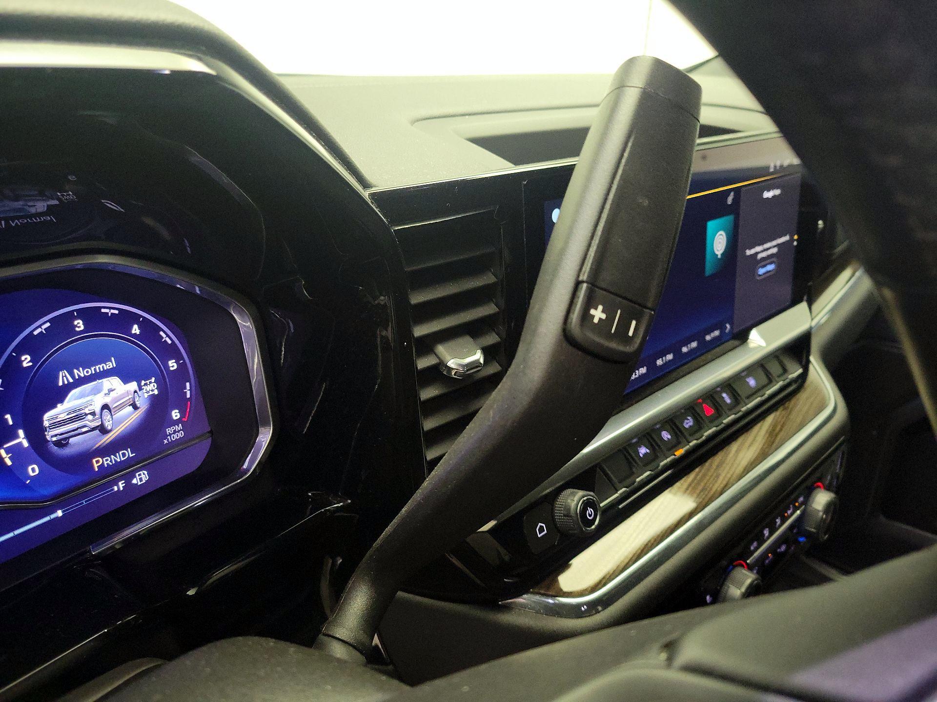 Thumbnail: 2023 Chevrolet Silverado 1500 - 17