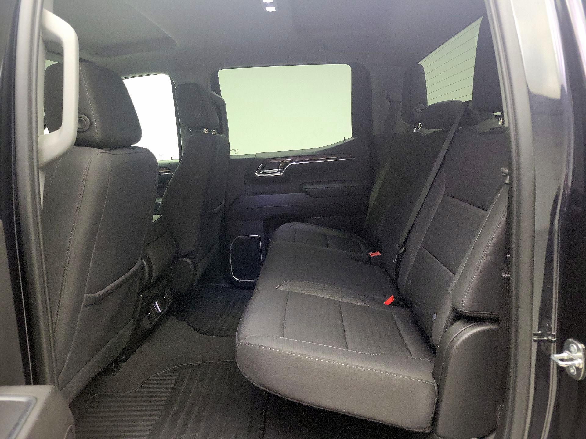 Thumbnail: 2023 Chevrolet Silverado 1500 - 19