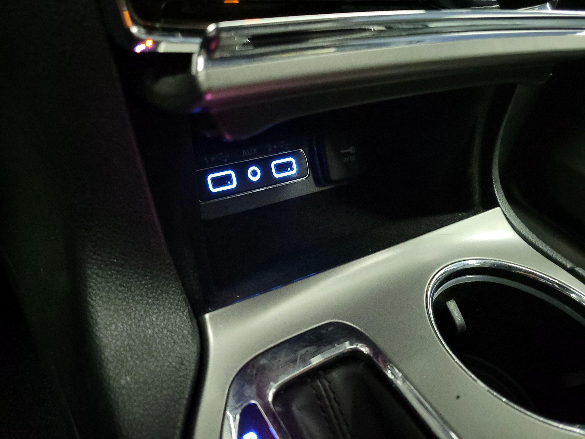 Thumbnail: 2020 Jeep Grand Cherokee - 19