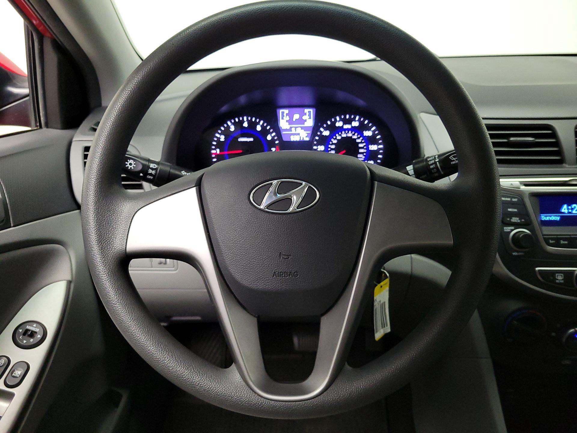 Thumbnail: 2016 Hyundai Accent - 10