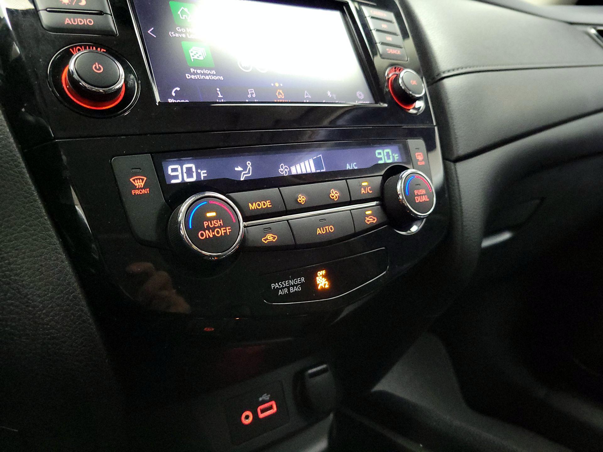 Thumbnail: 2020 Nissan Rogue - 17