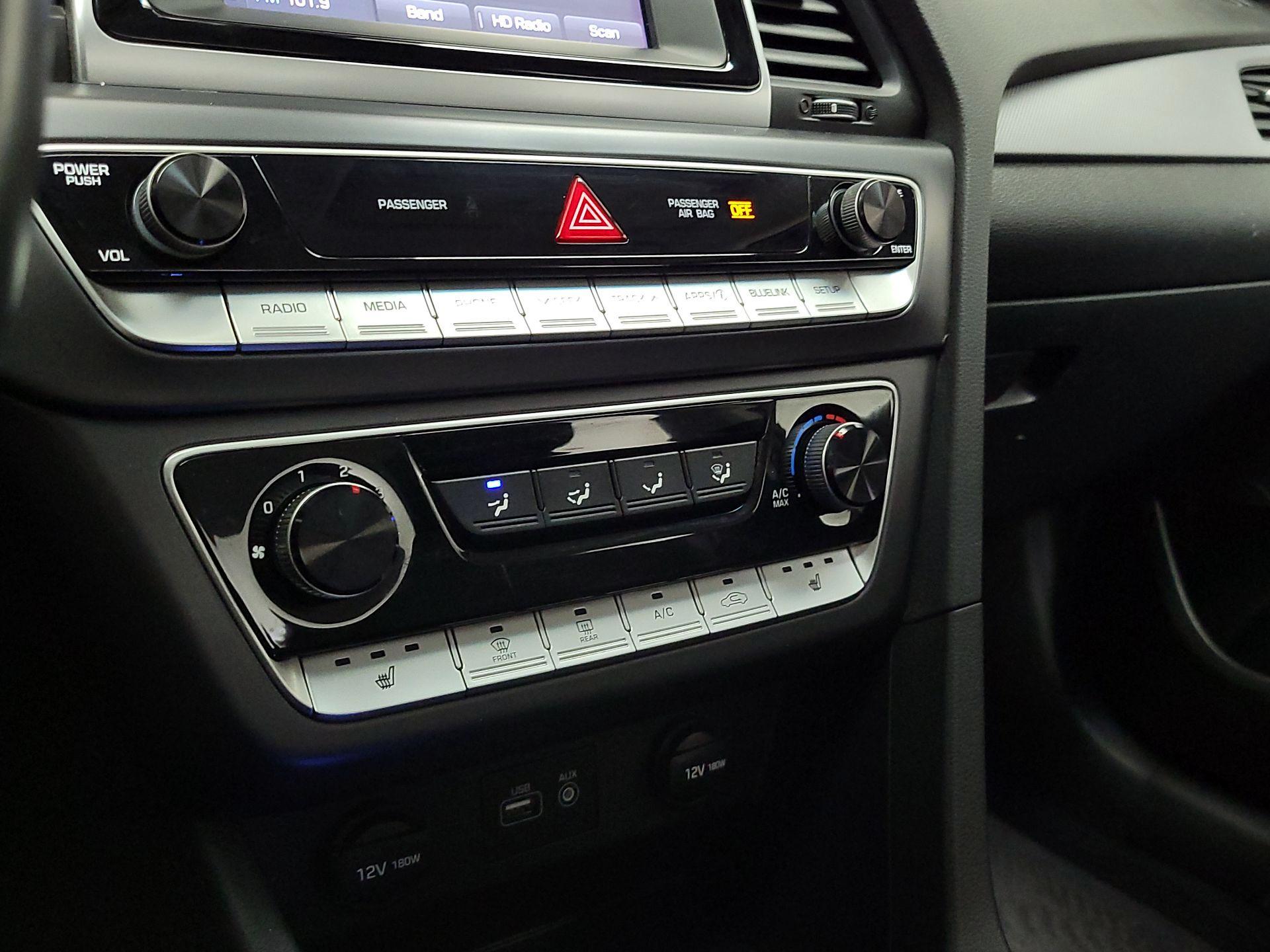 Thumbnail: 2018 Hyundai Sonata - 16