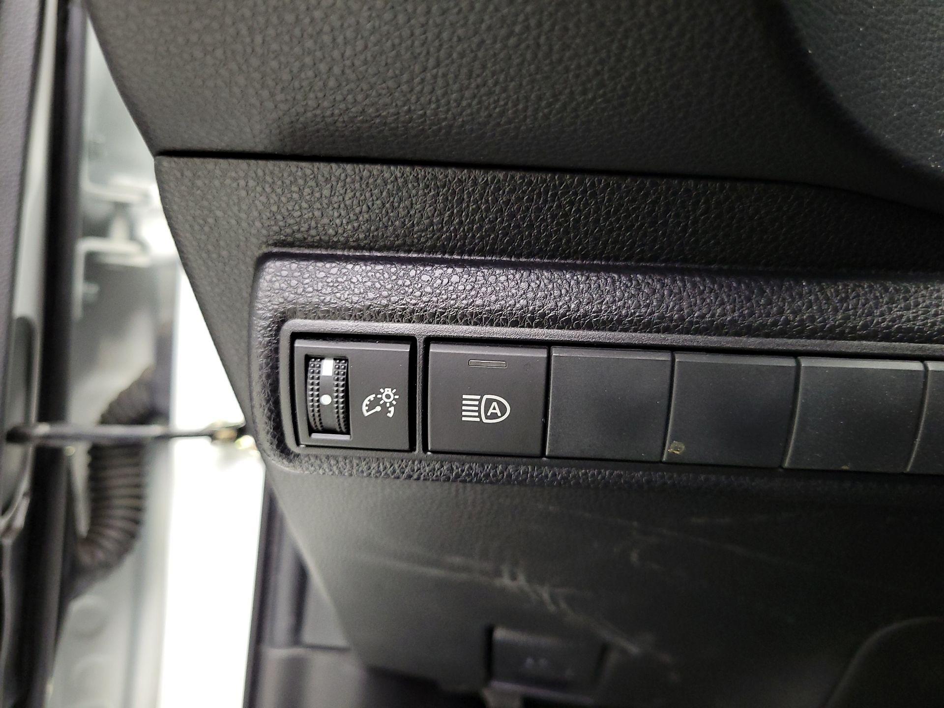 Thumbnail: 2022 Toyota Corolla - 13