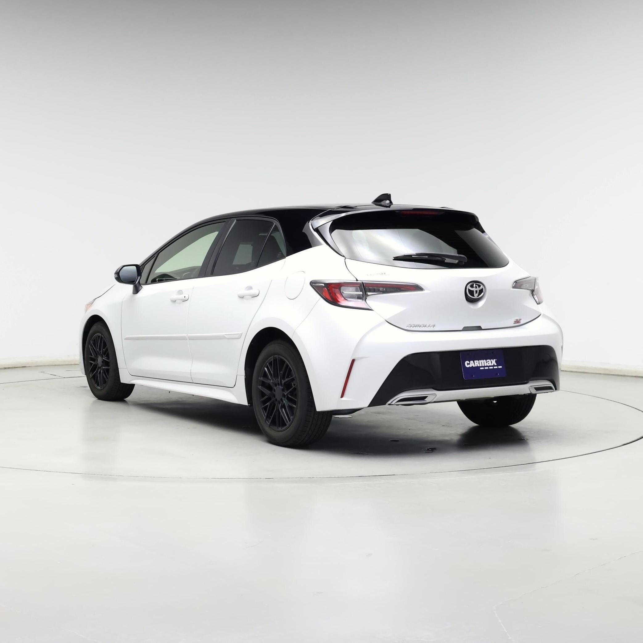 Thumbnail: 2022 Toyota Corolla - 2