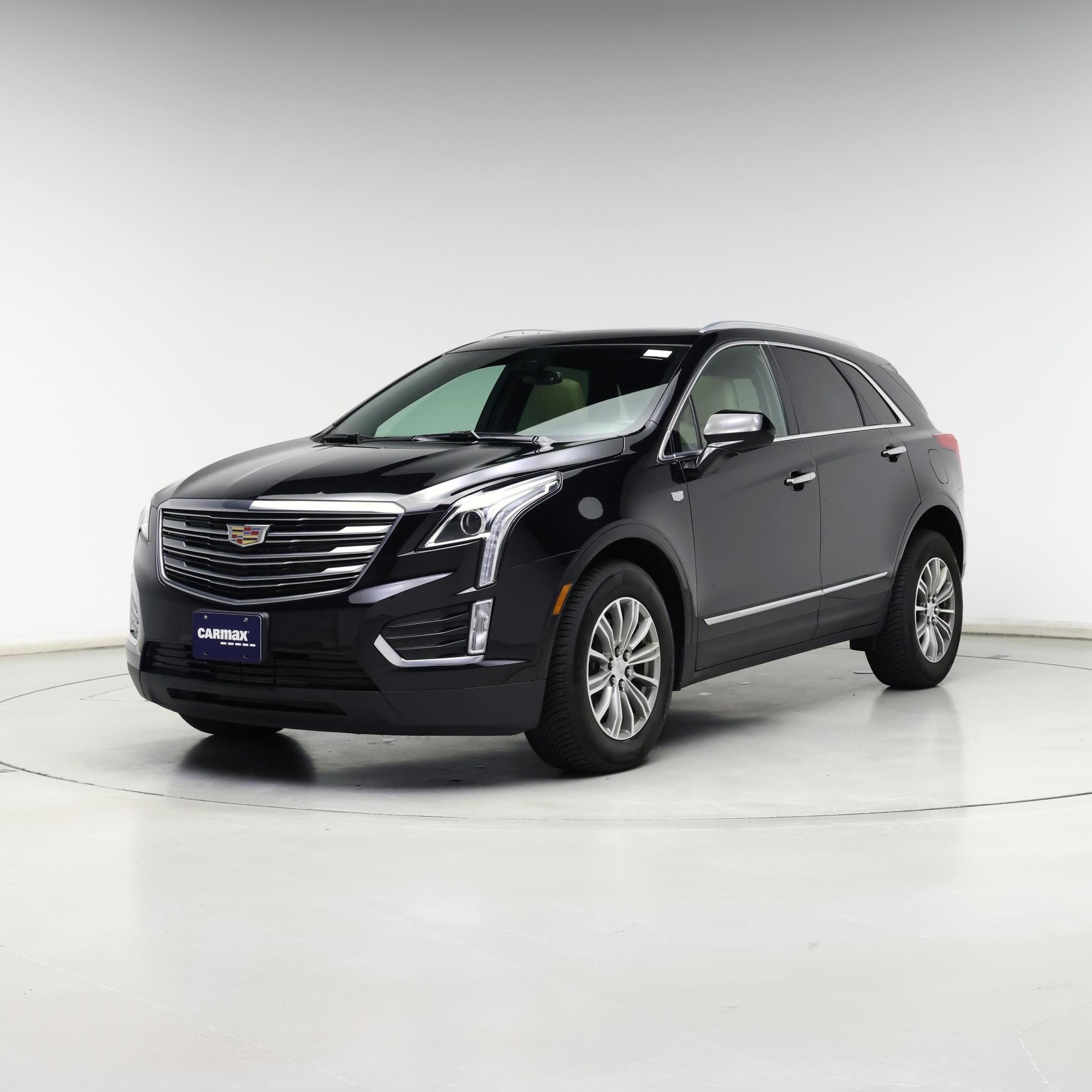 Thumbnail: 2017 Cadillac XT5 - 4