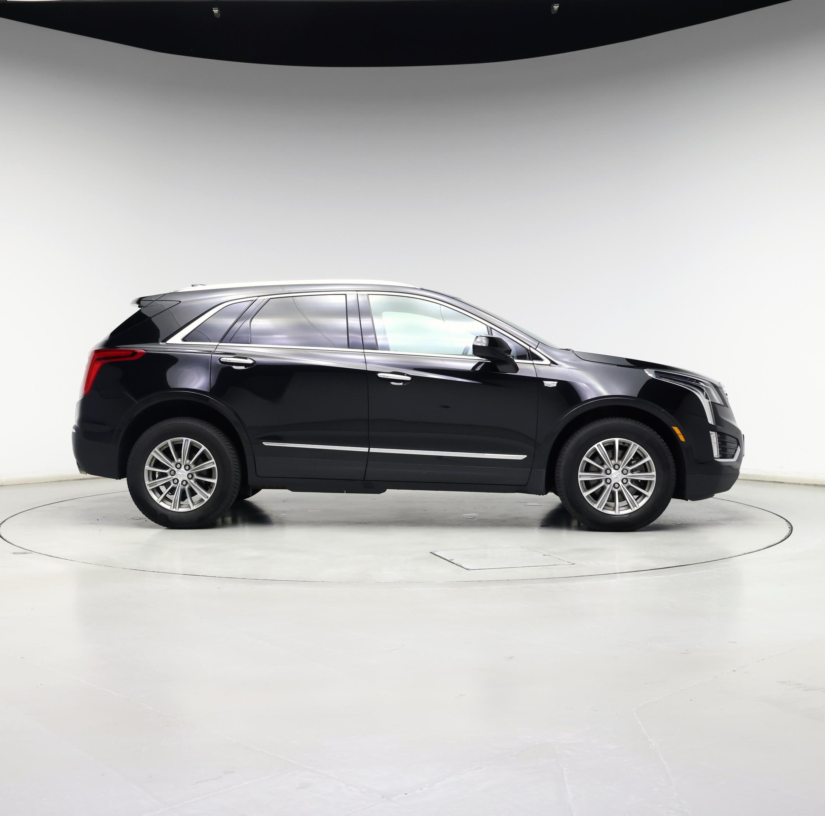 Thumbnail: 2017 Cadillac XT5 - 7
