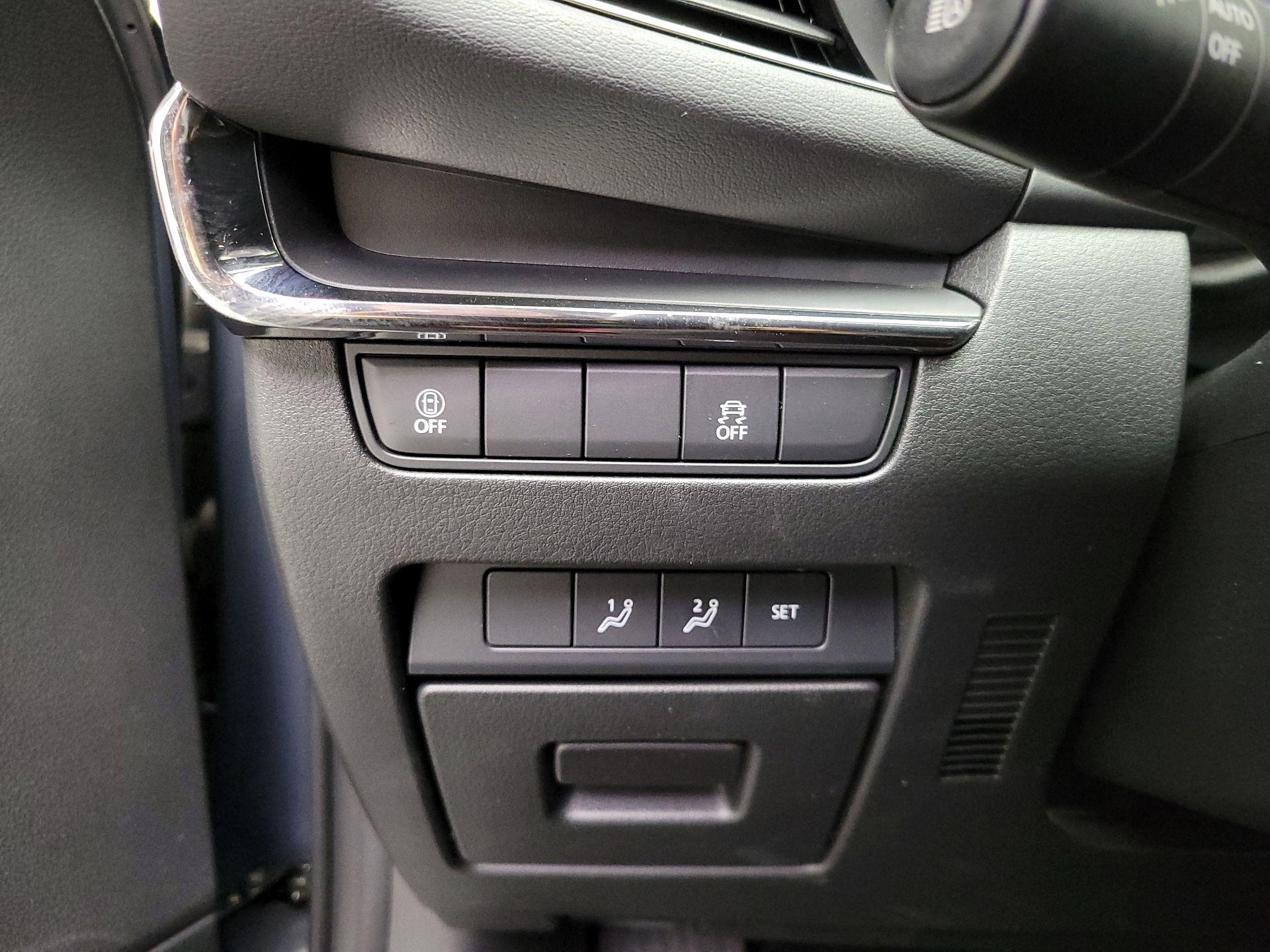 Thumbnail: 2023 Mazda Mazda3 - 13