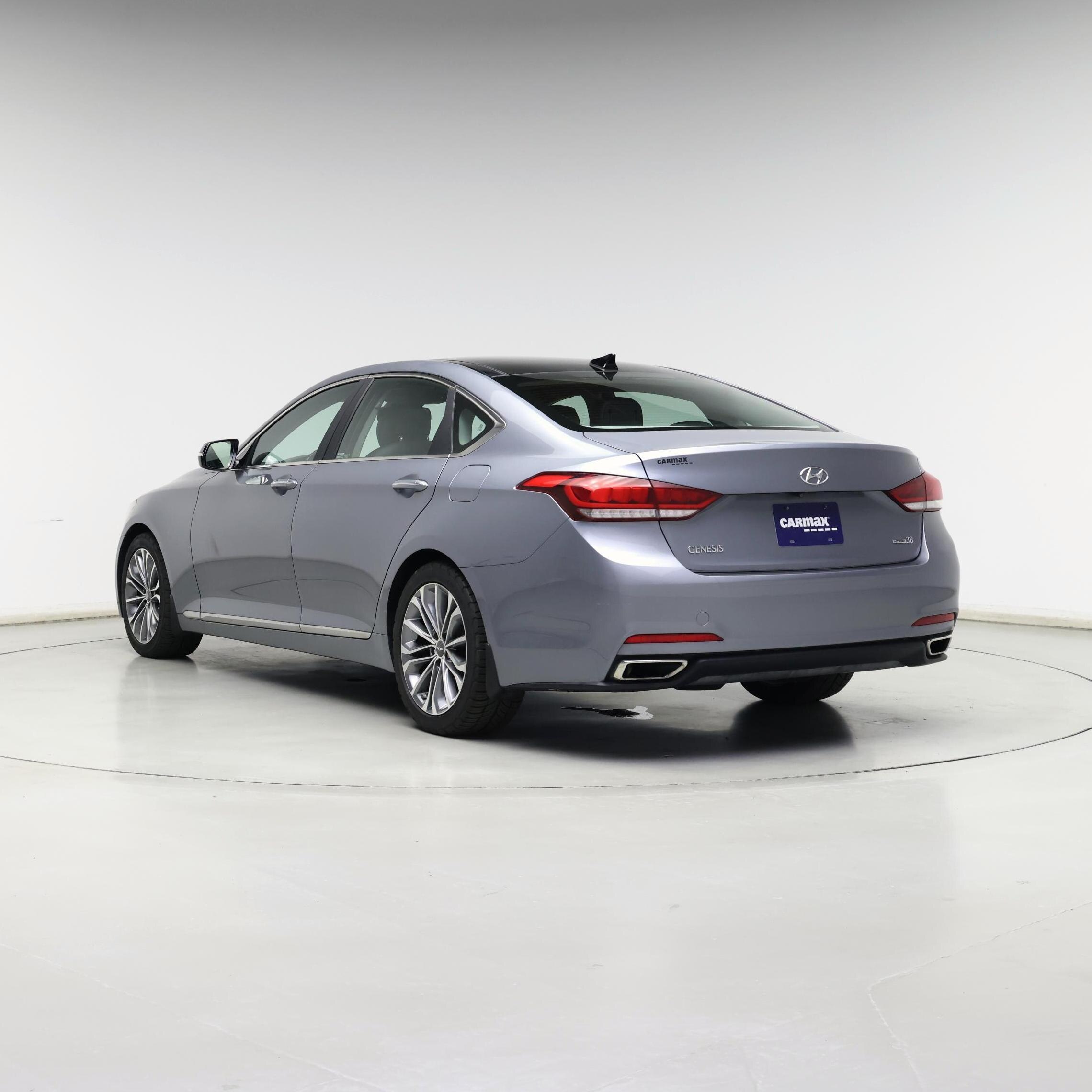 Thumbnail: 2015 Hyundai Genesis - 2