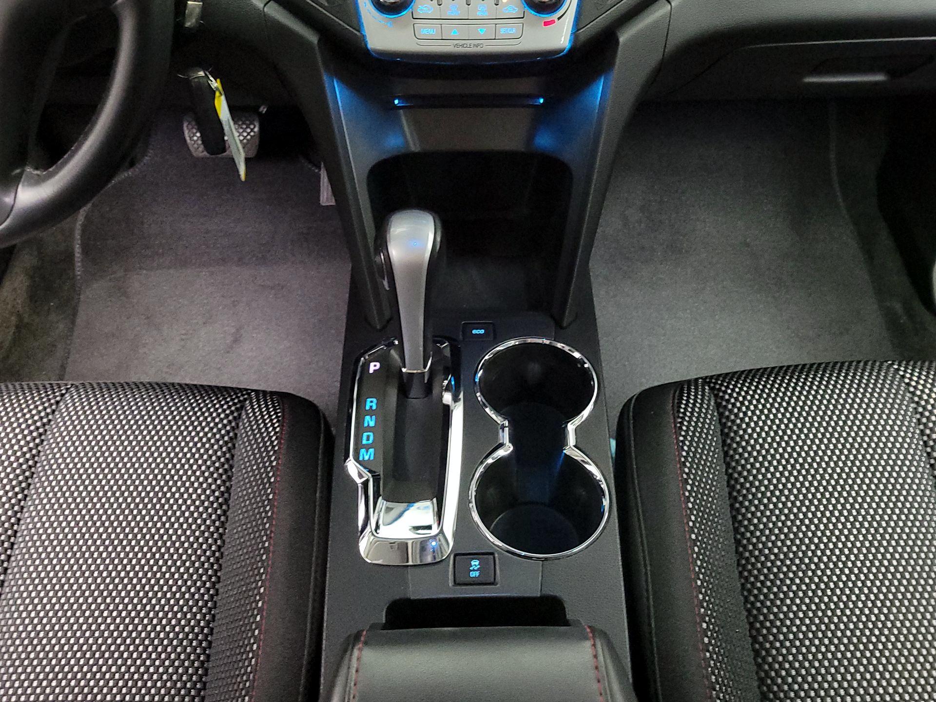 Thumbnail: 2015 Chevrolet Equinox - 16