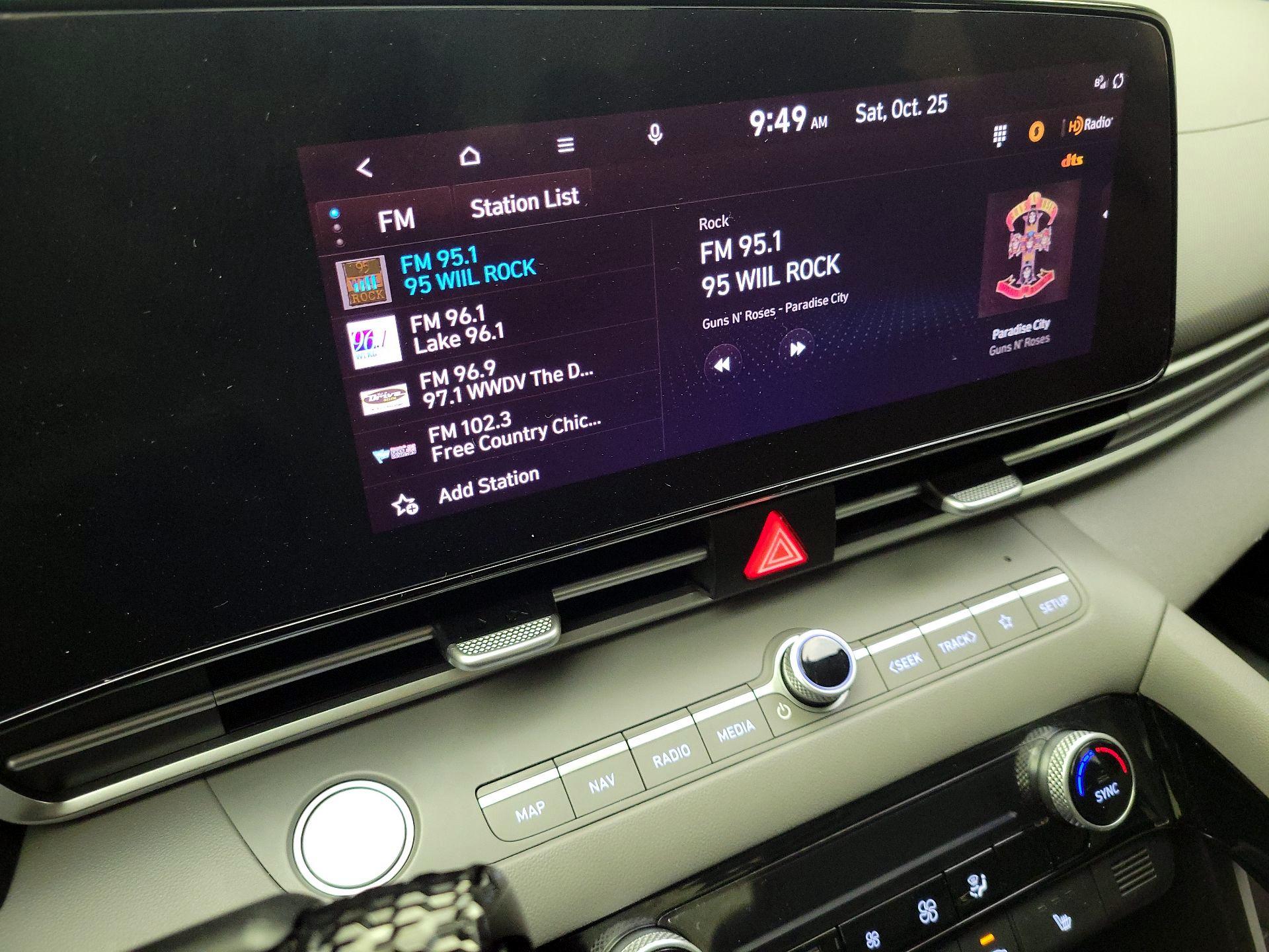 Thumbnail: 2023 Hyundai Elantra - 16