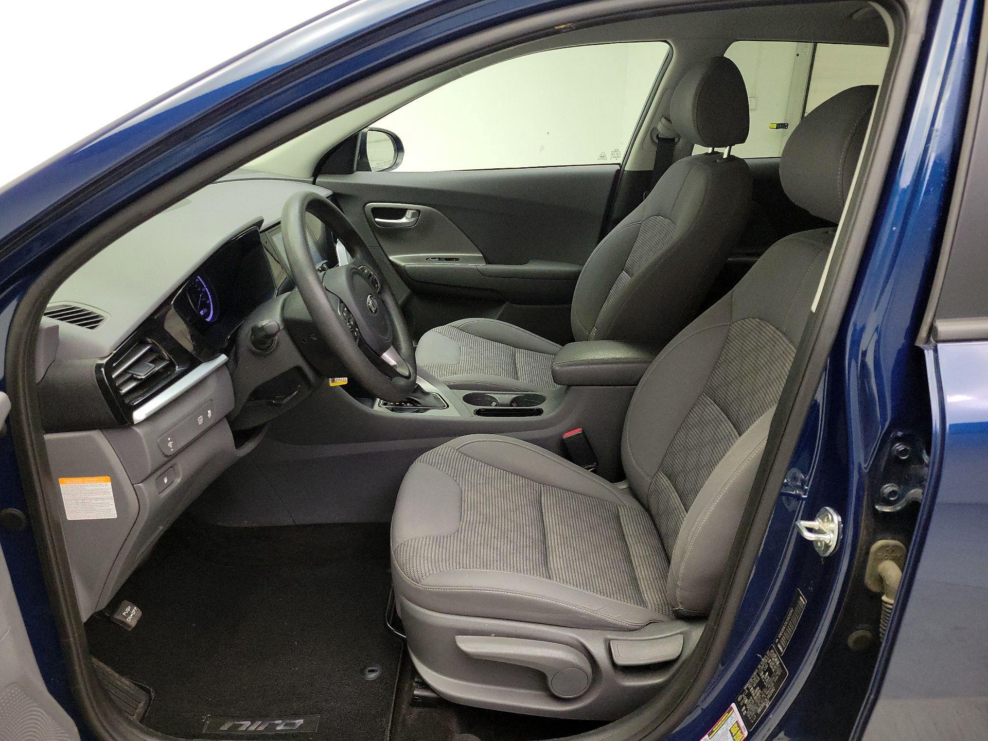 Thumbnail: 2020 Kia Niro - 11