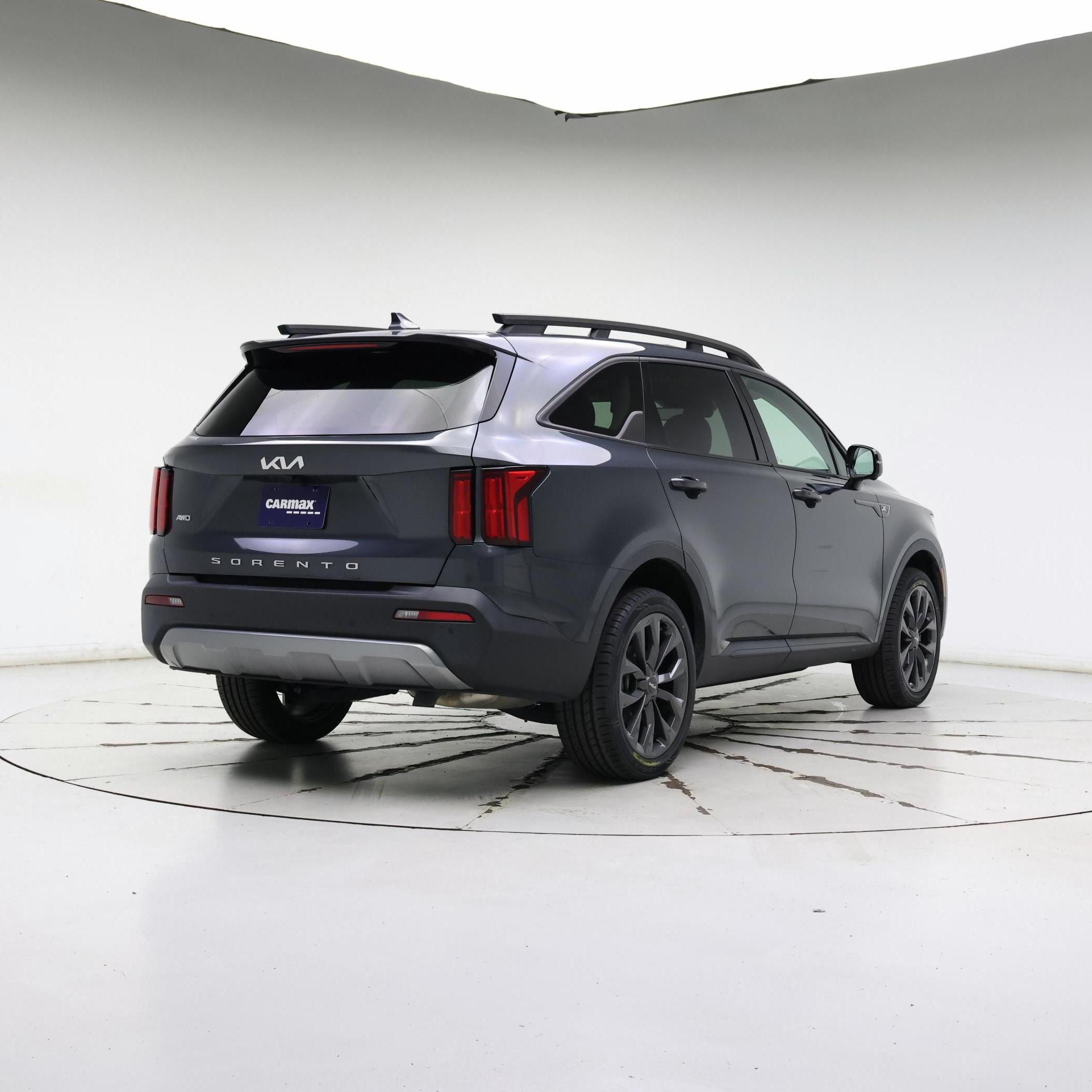 Thumbnail: 2022 Kia Sorento - 8