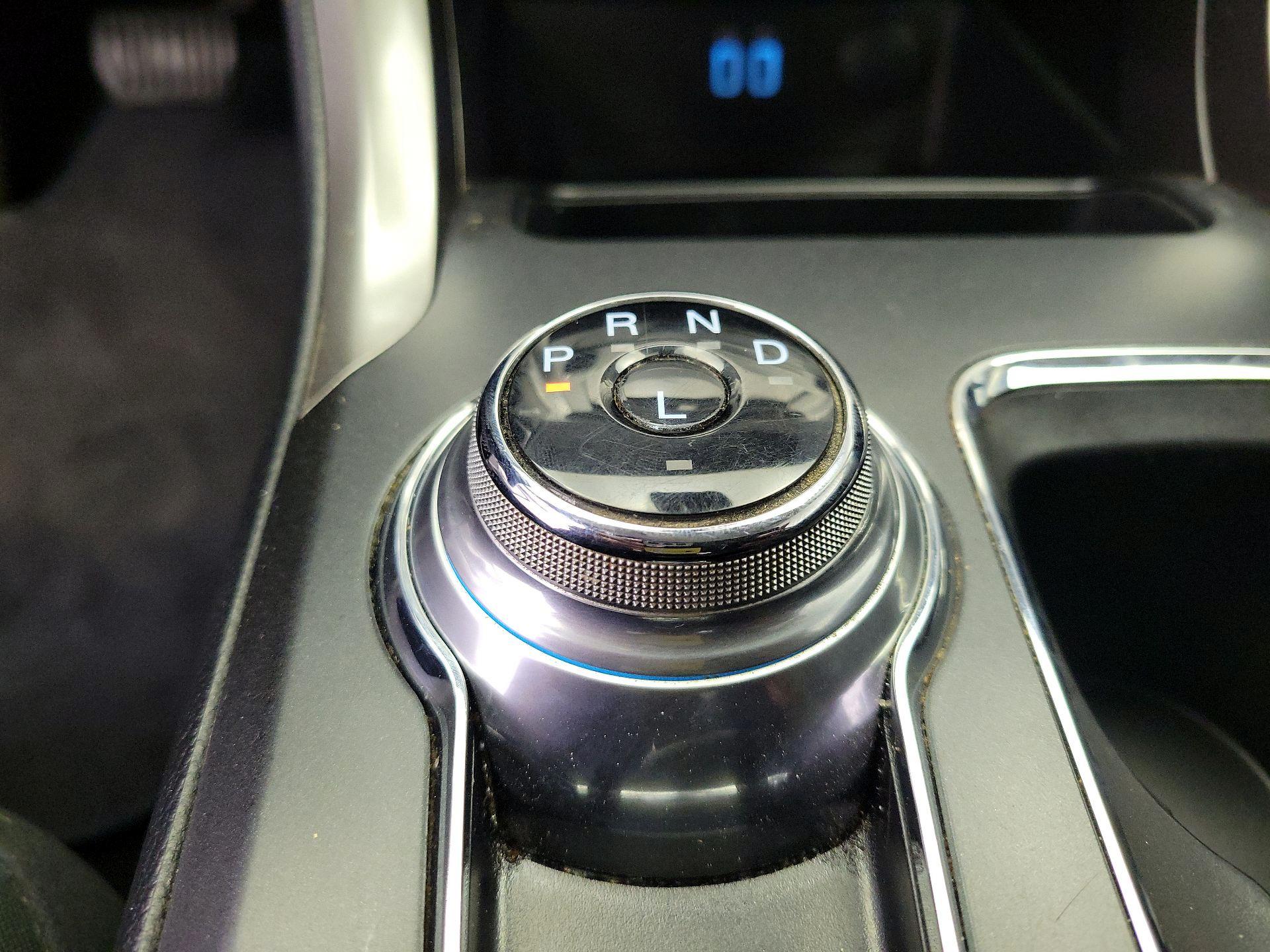 Thumbnail: 2020 Ford Fusion - 16