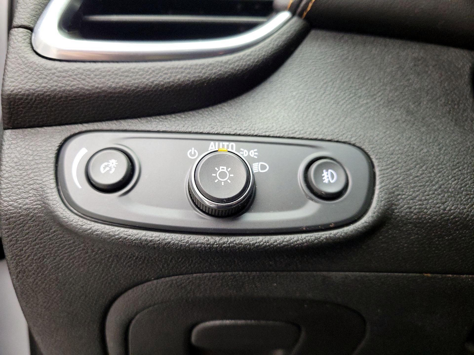 Thumbnail: 2020 Chevrolet Trax - 13