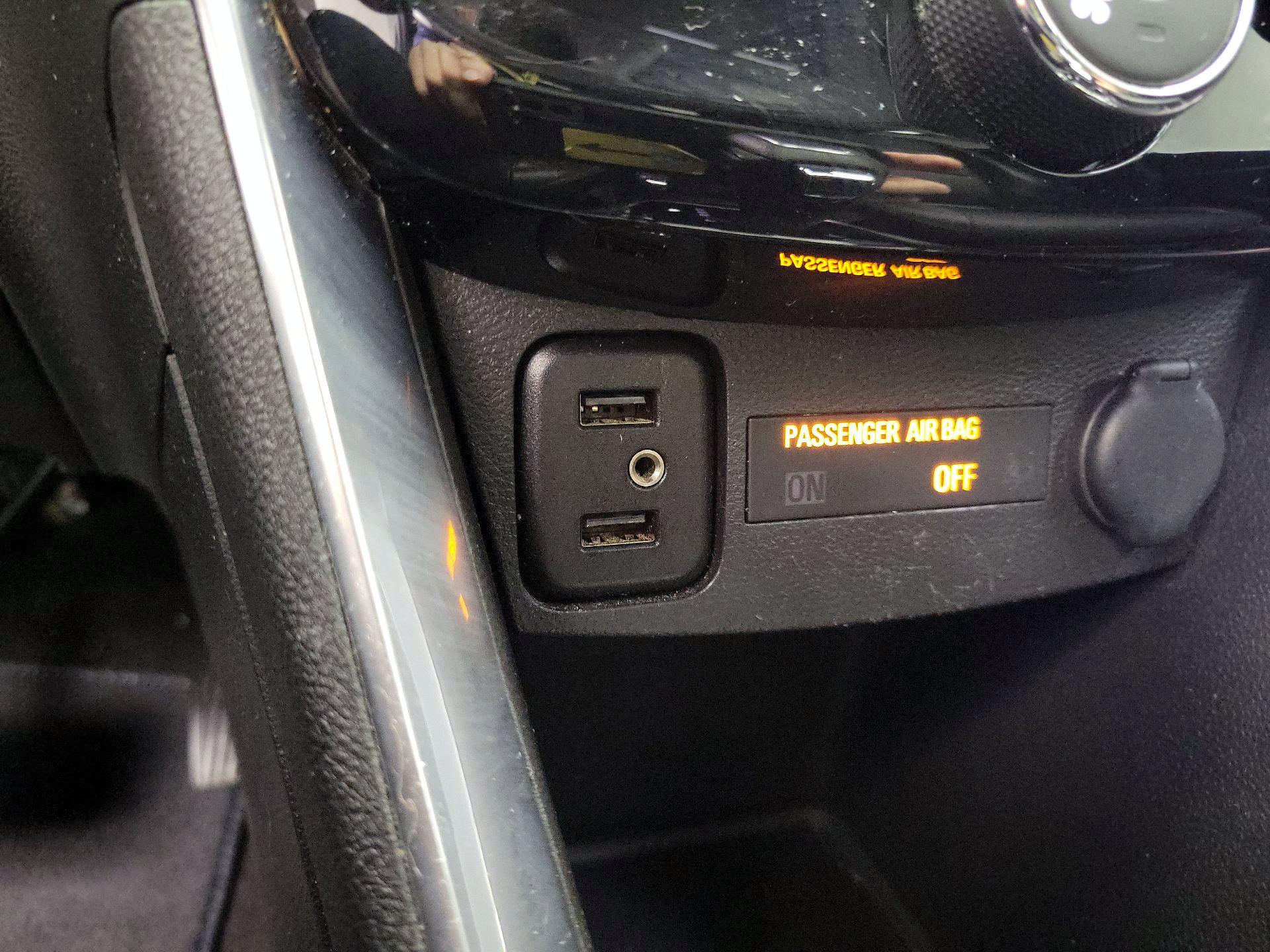 Thumbnail: 2020 Chevrolet Trax - 18