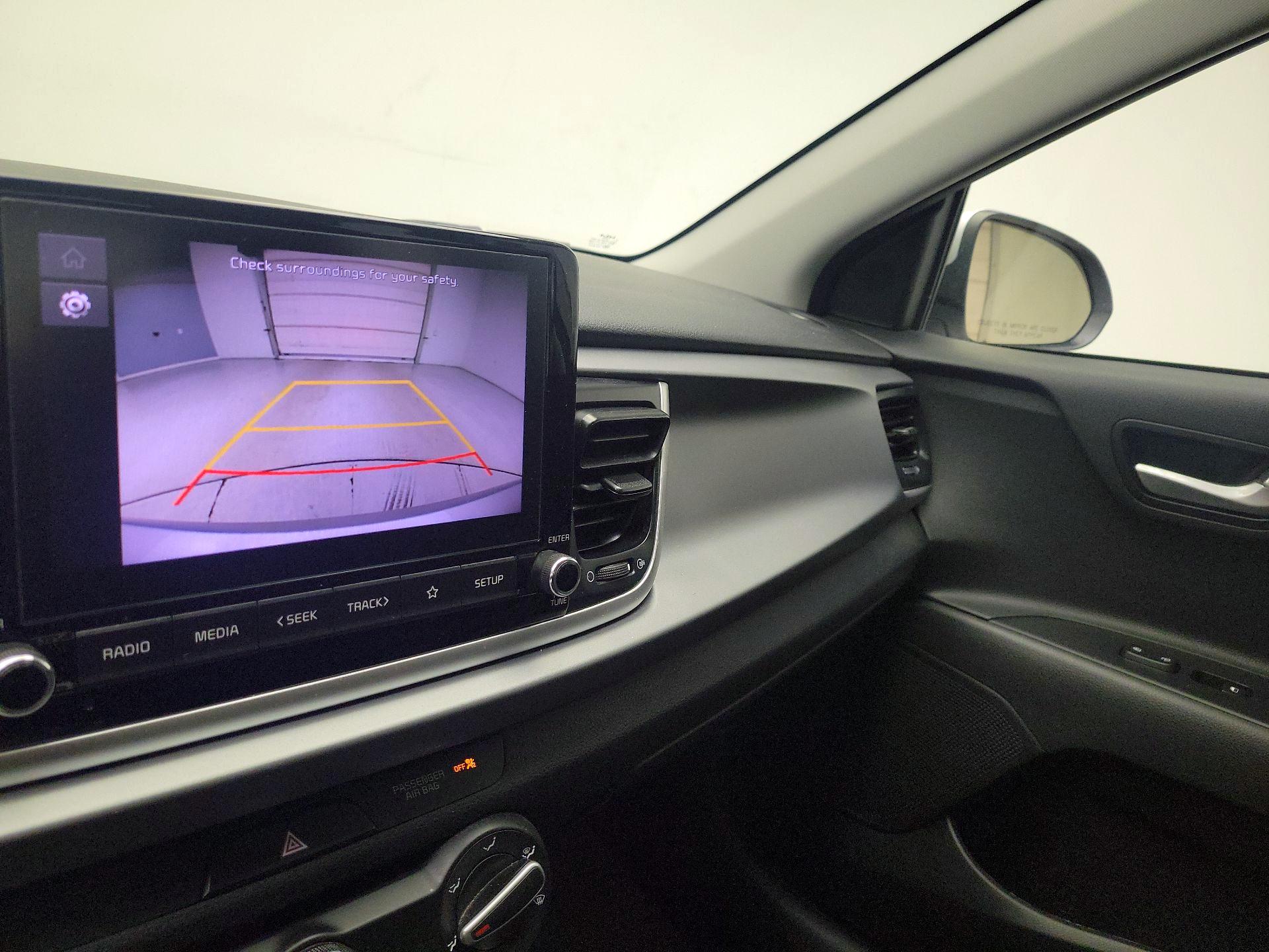 Thumbnail: 2023 Kia Rio - 14