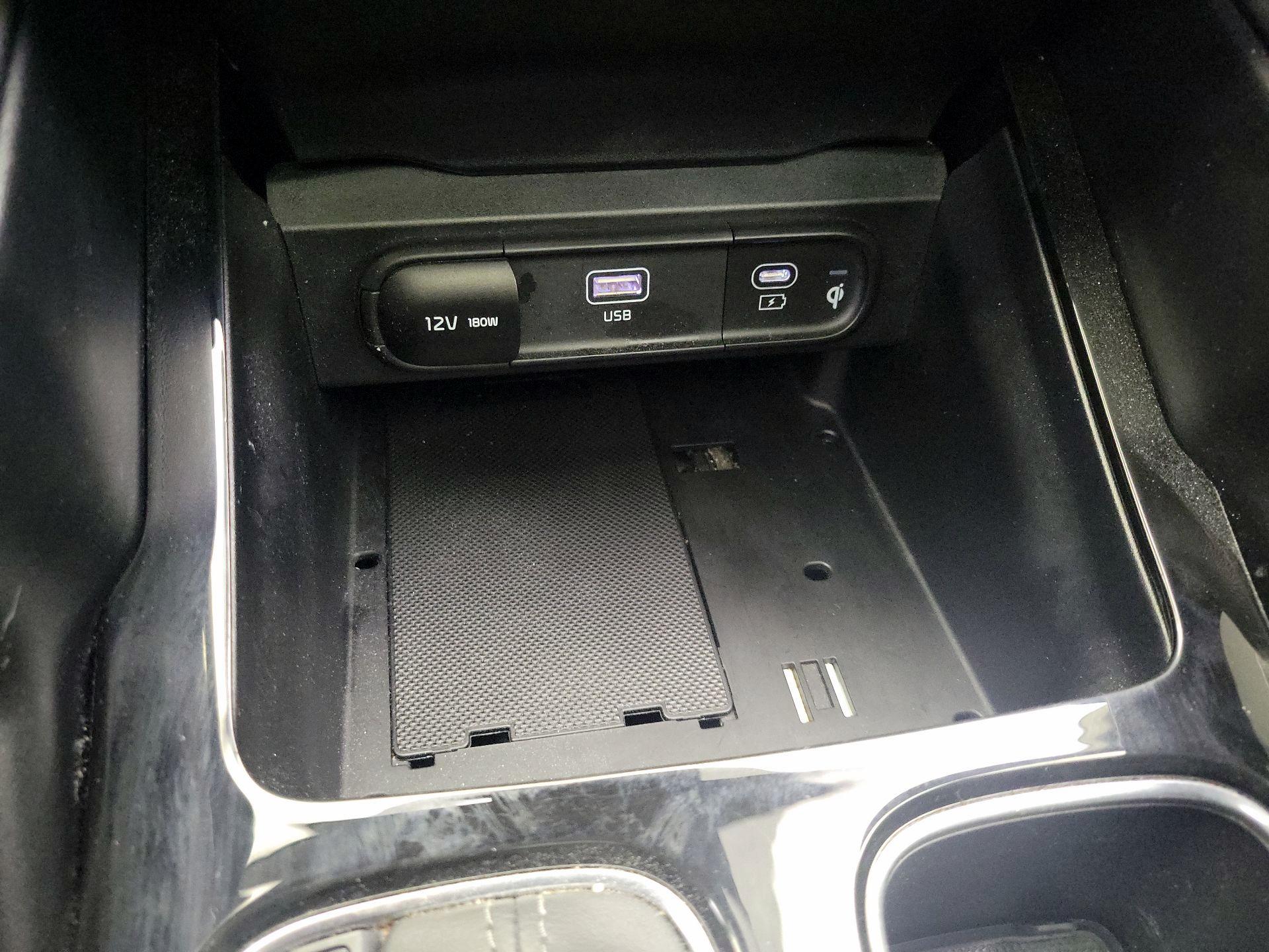 Thumbnail: 2023 Kia Telluride - 19