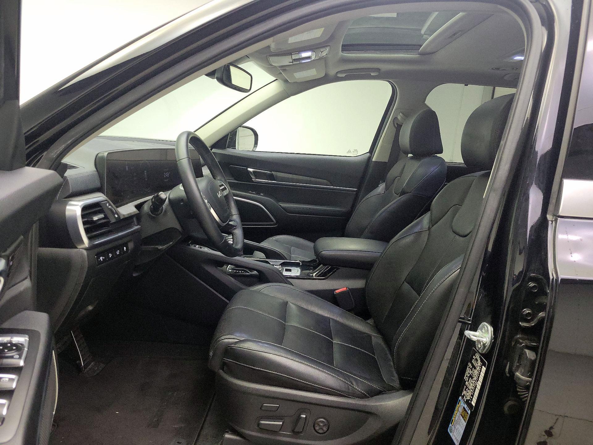 Thumbnail: 2023 Kia Telluride - 20