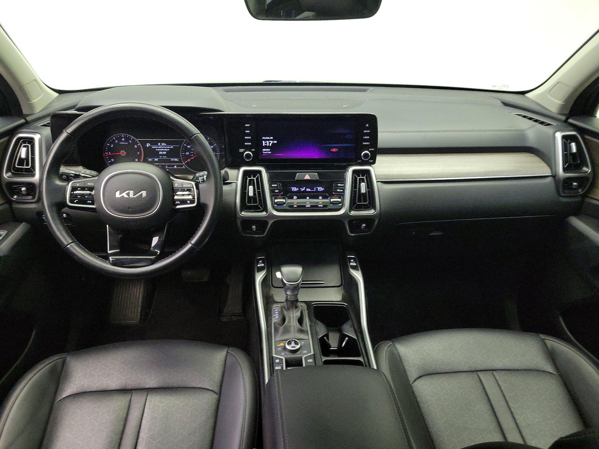 Thumbnail: 2022 Kia Sorento - 9