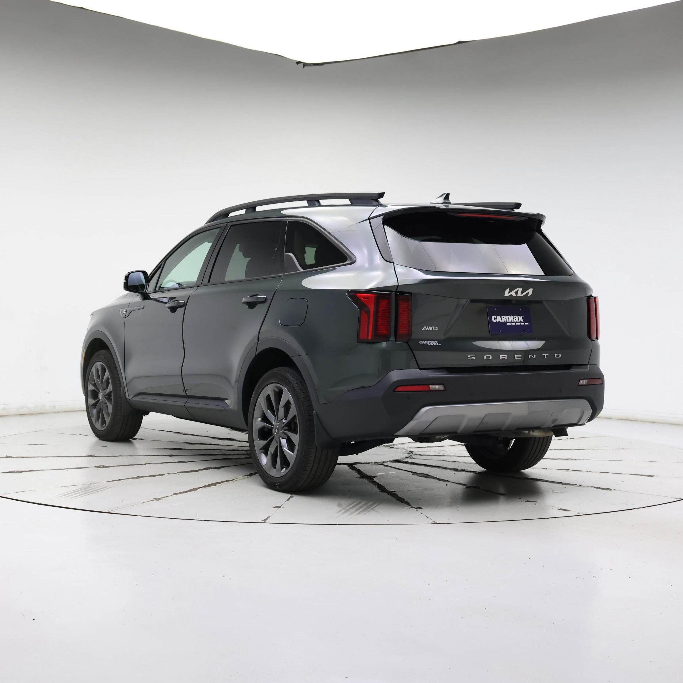 Thumbnail: 2022 Kia Sorento - 2