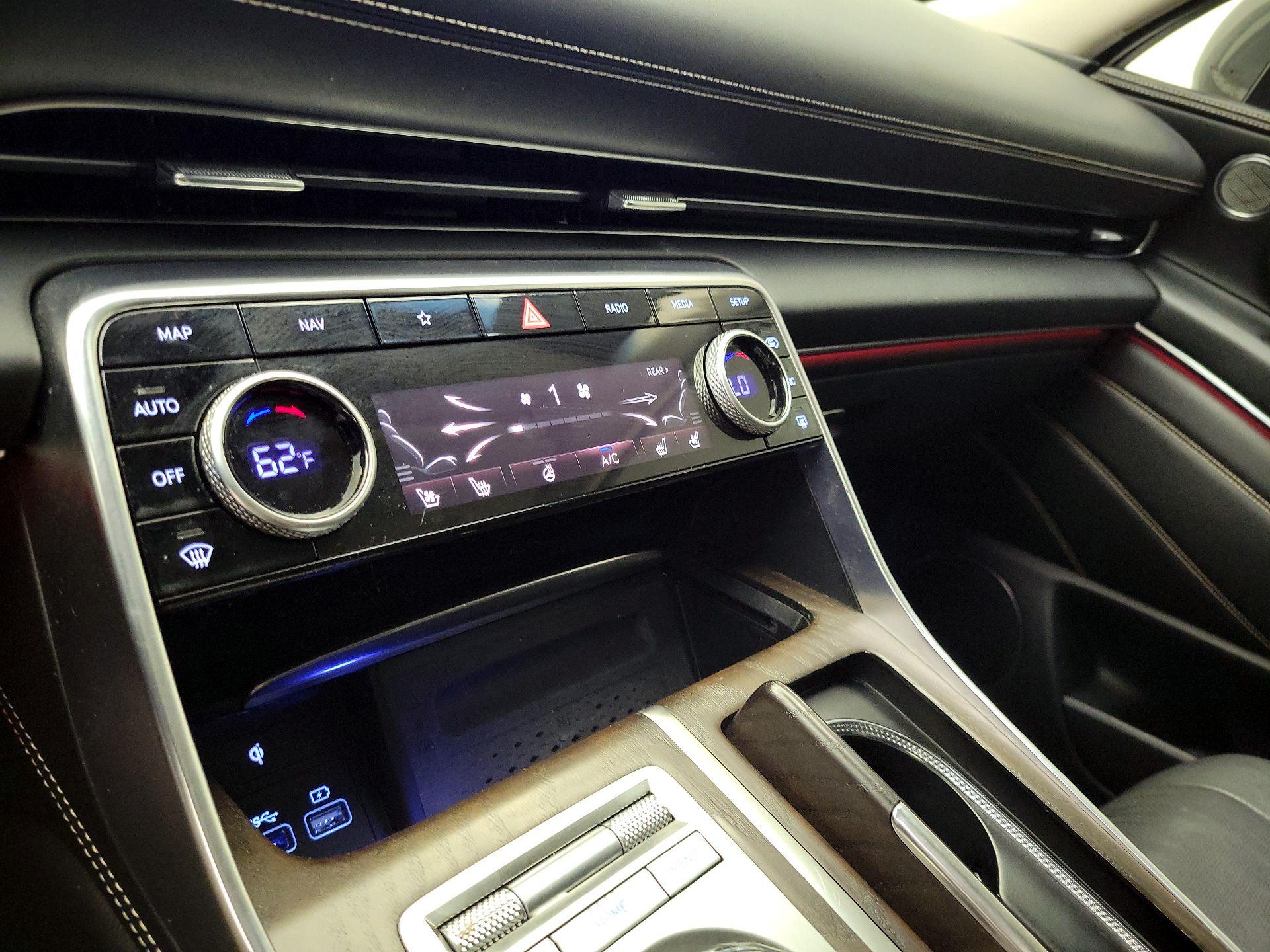 Thumbnail: 2023 Genesis GV80 - 17