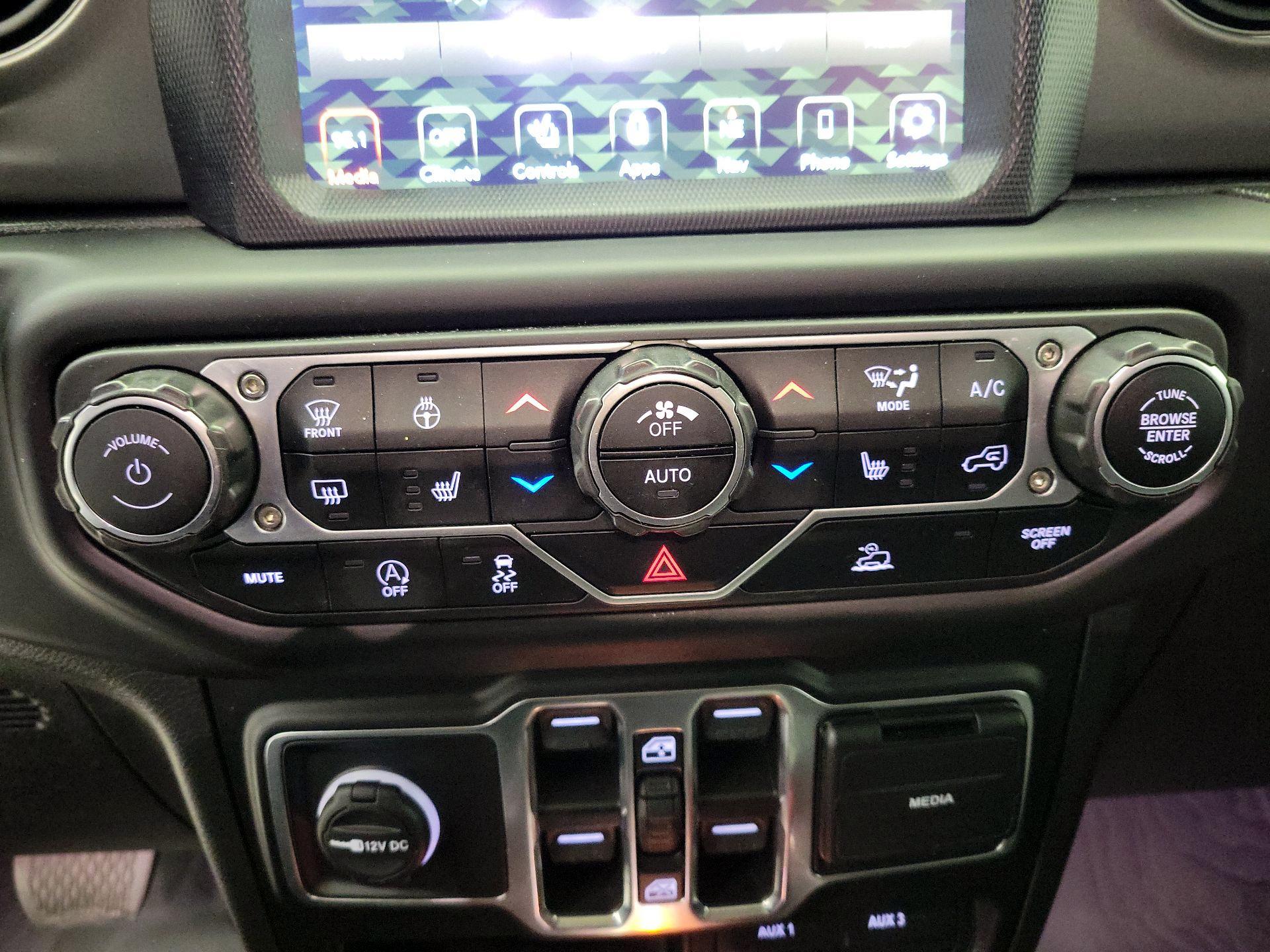 Thumbnail: 2023 Jeep Wrangler - 15