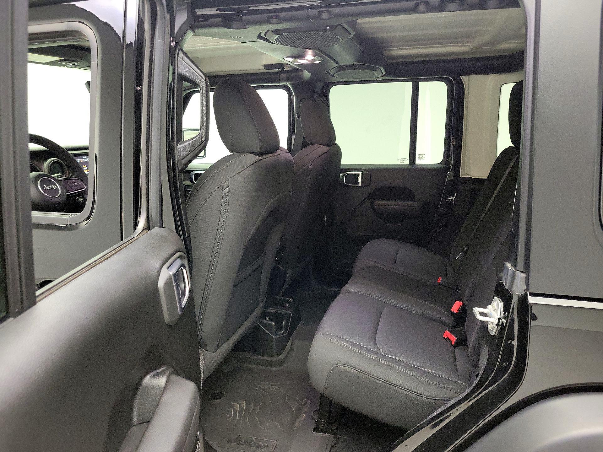 Thumbnail: 2023 Jeep Wrangler - 18